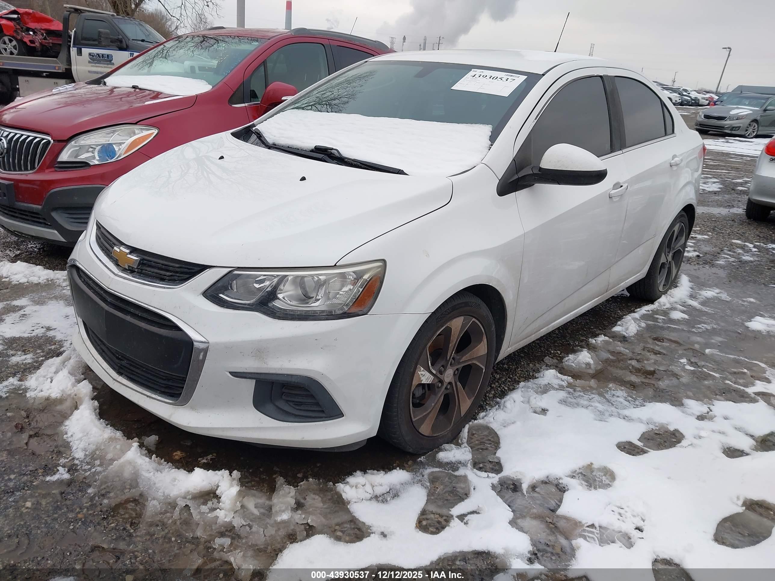 CHEVROLET SONIC image 2