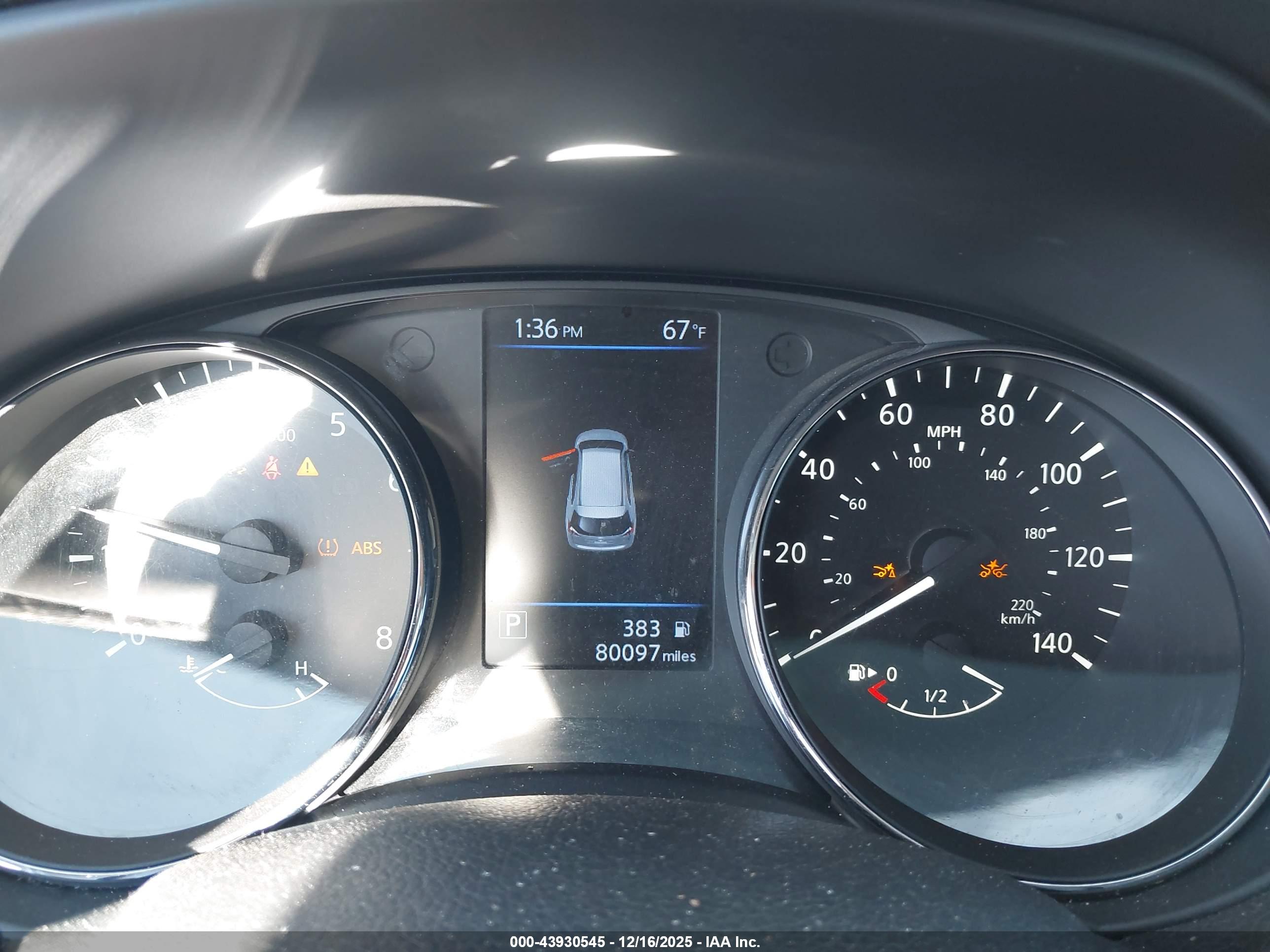 NISSAN ROGUE image 7