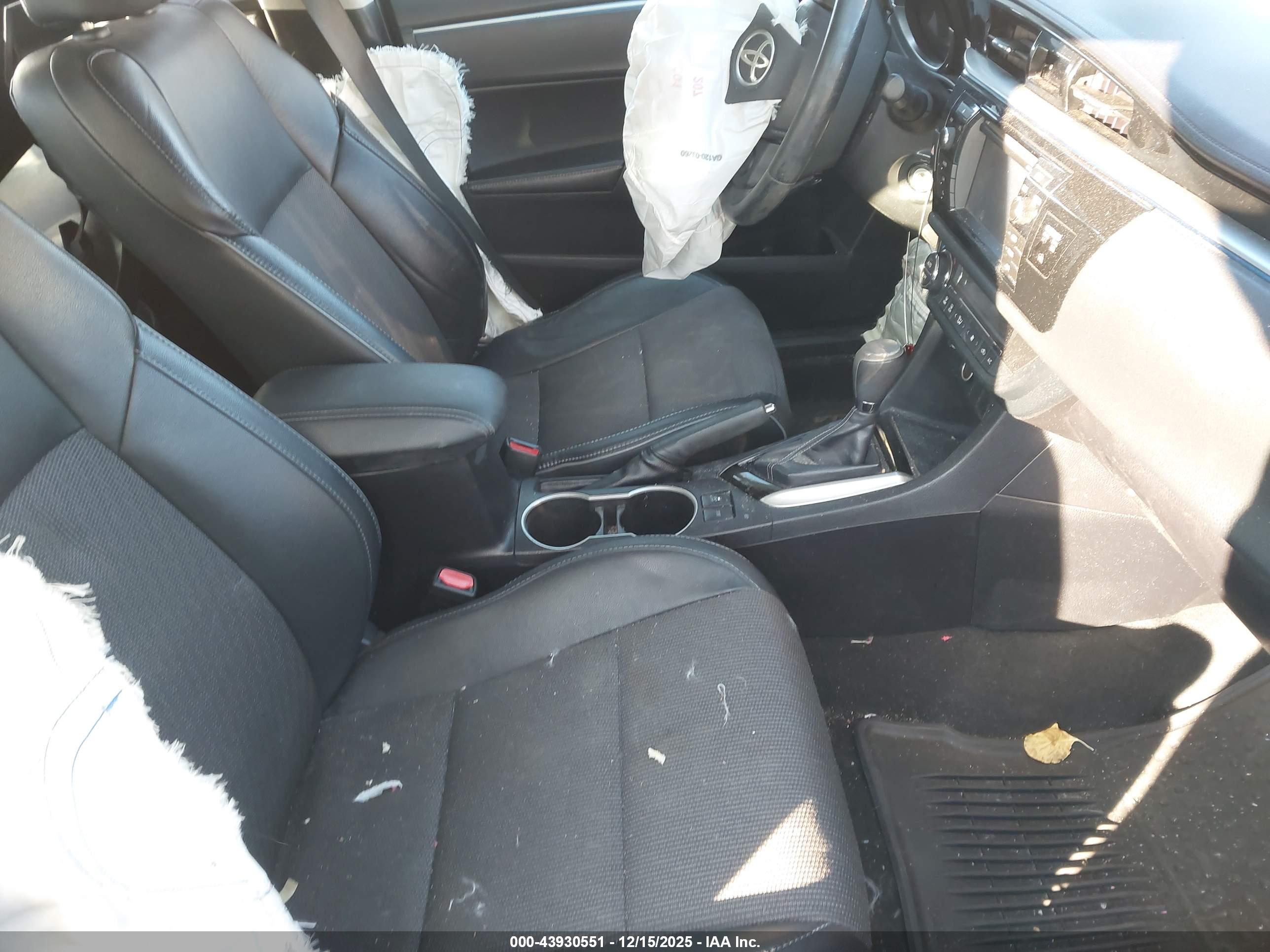 TOYOTA COROLLA image 5