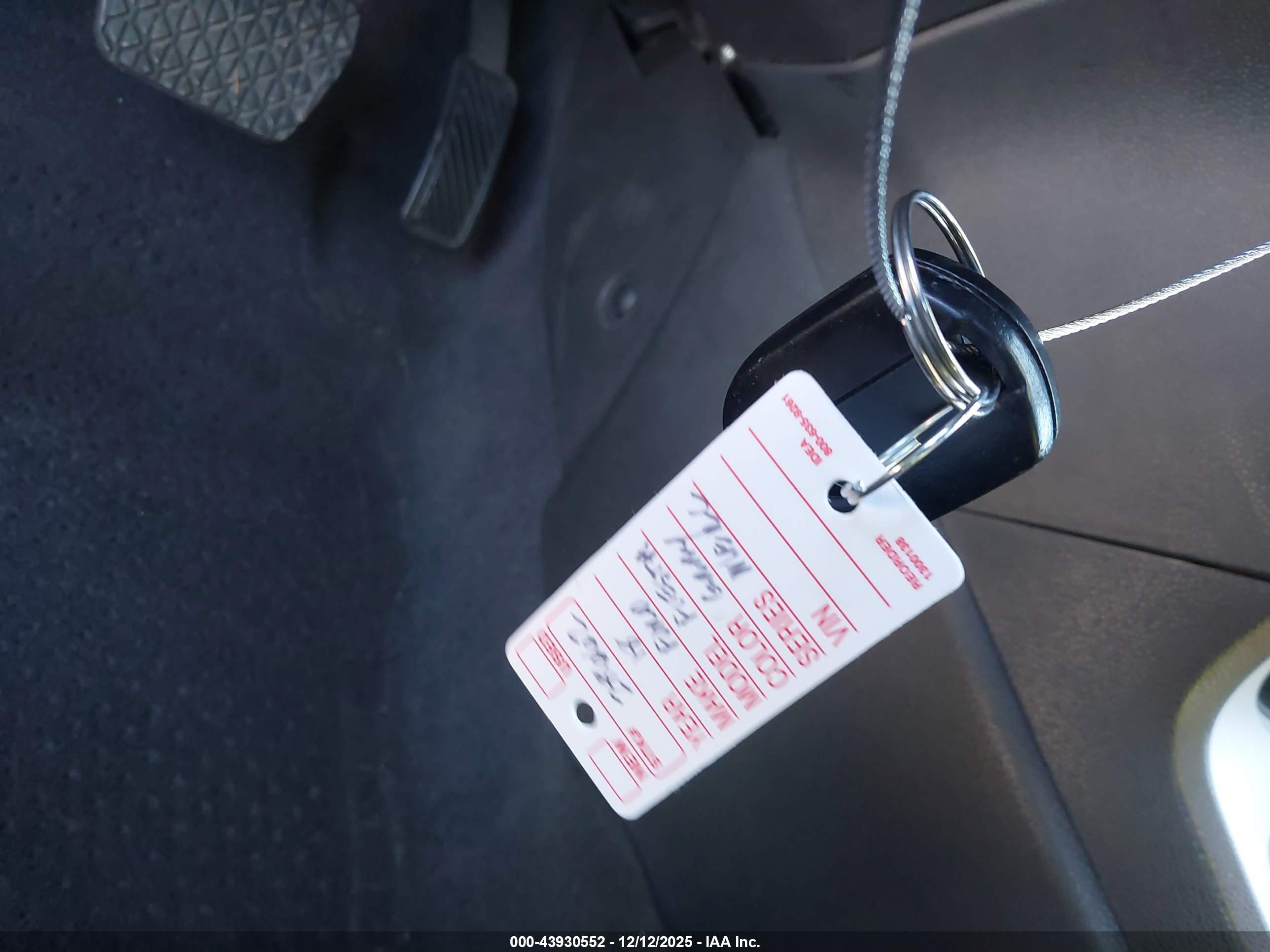 FORD FIESTA image 11