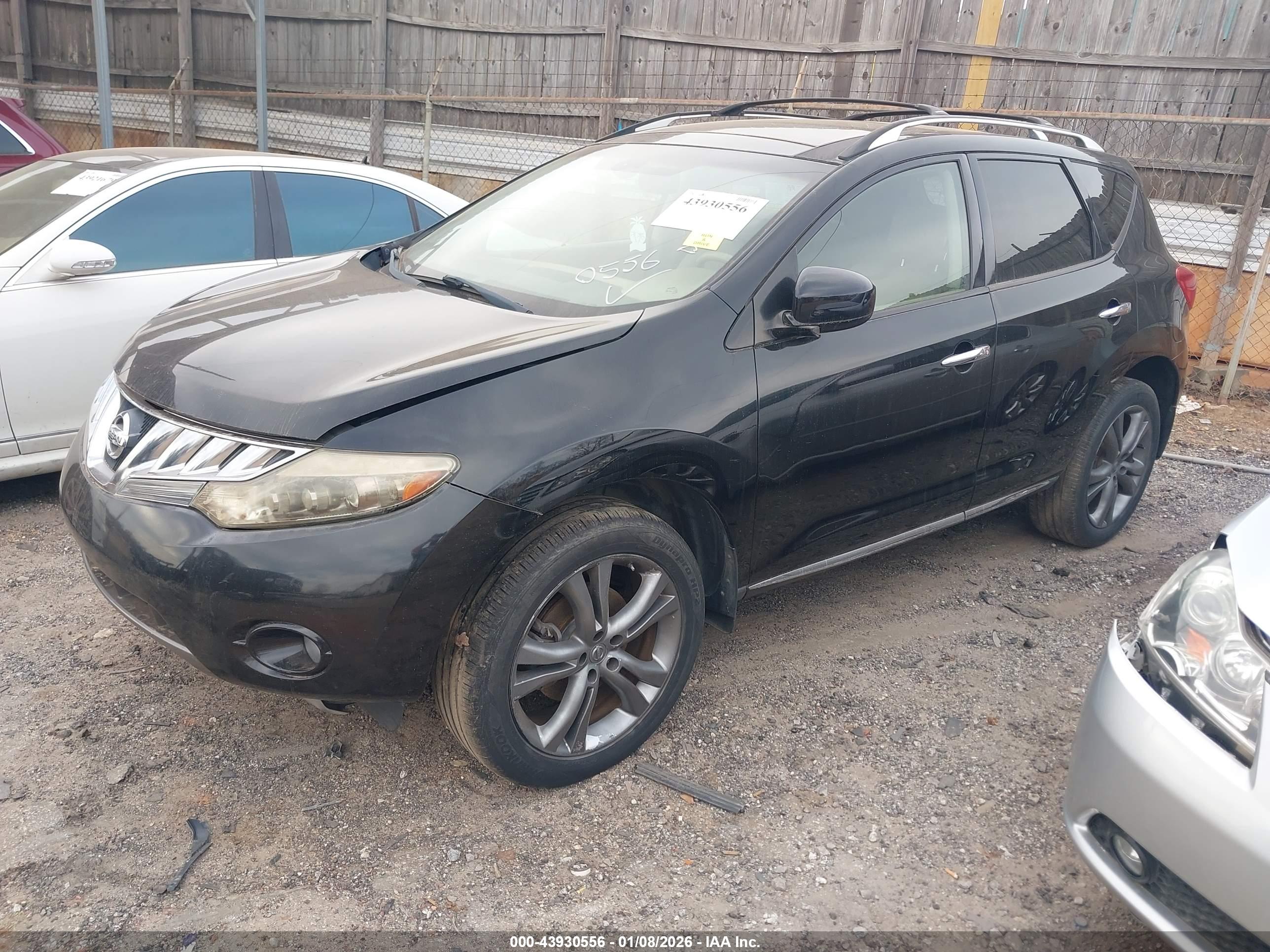 NISSAN MURANO image 2