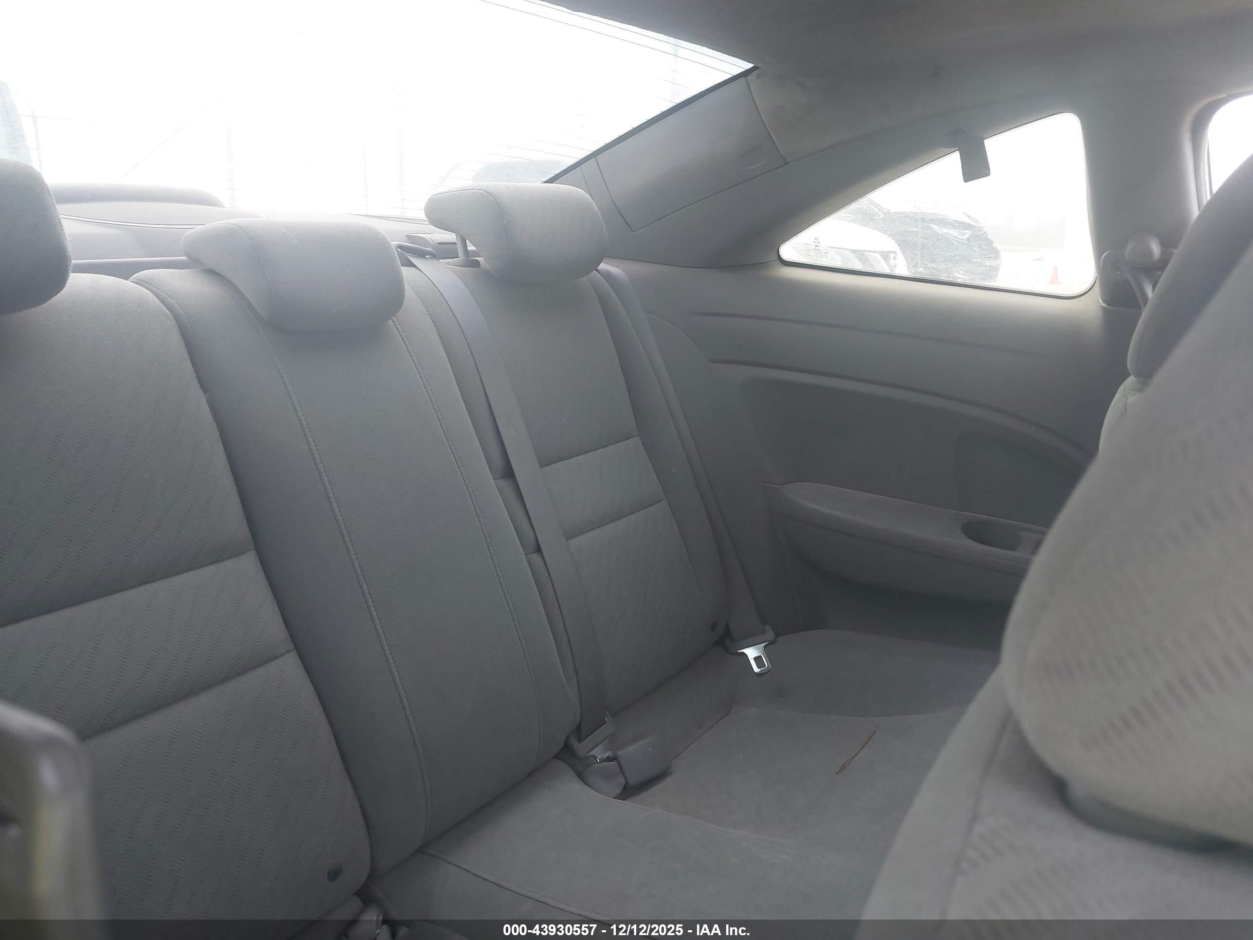 HONDA CIVIC image 8