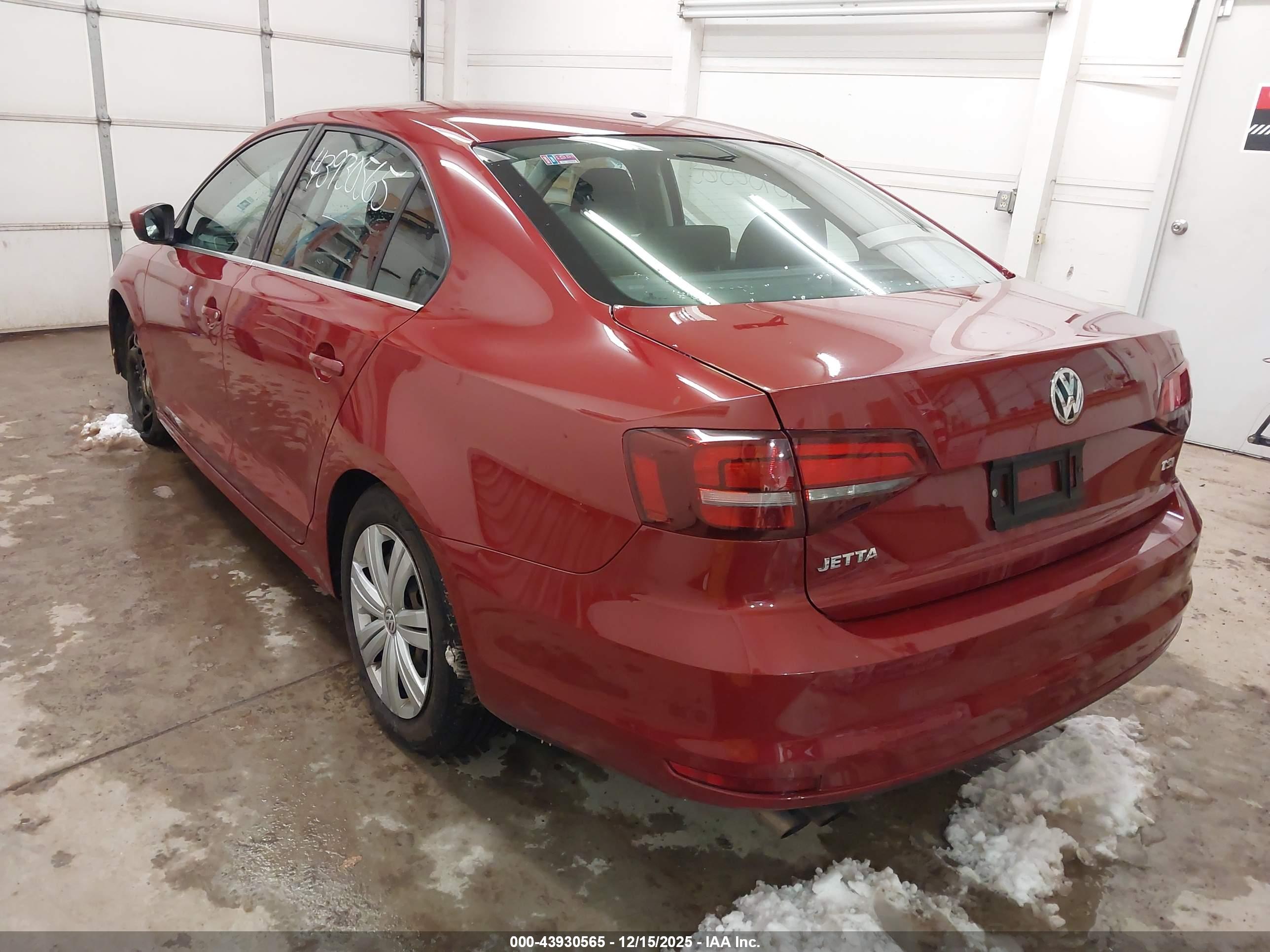 VOLKSWAGEN JETTA image 3