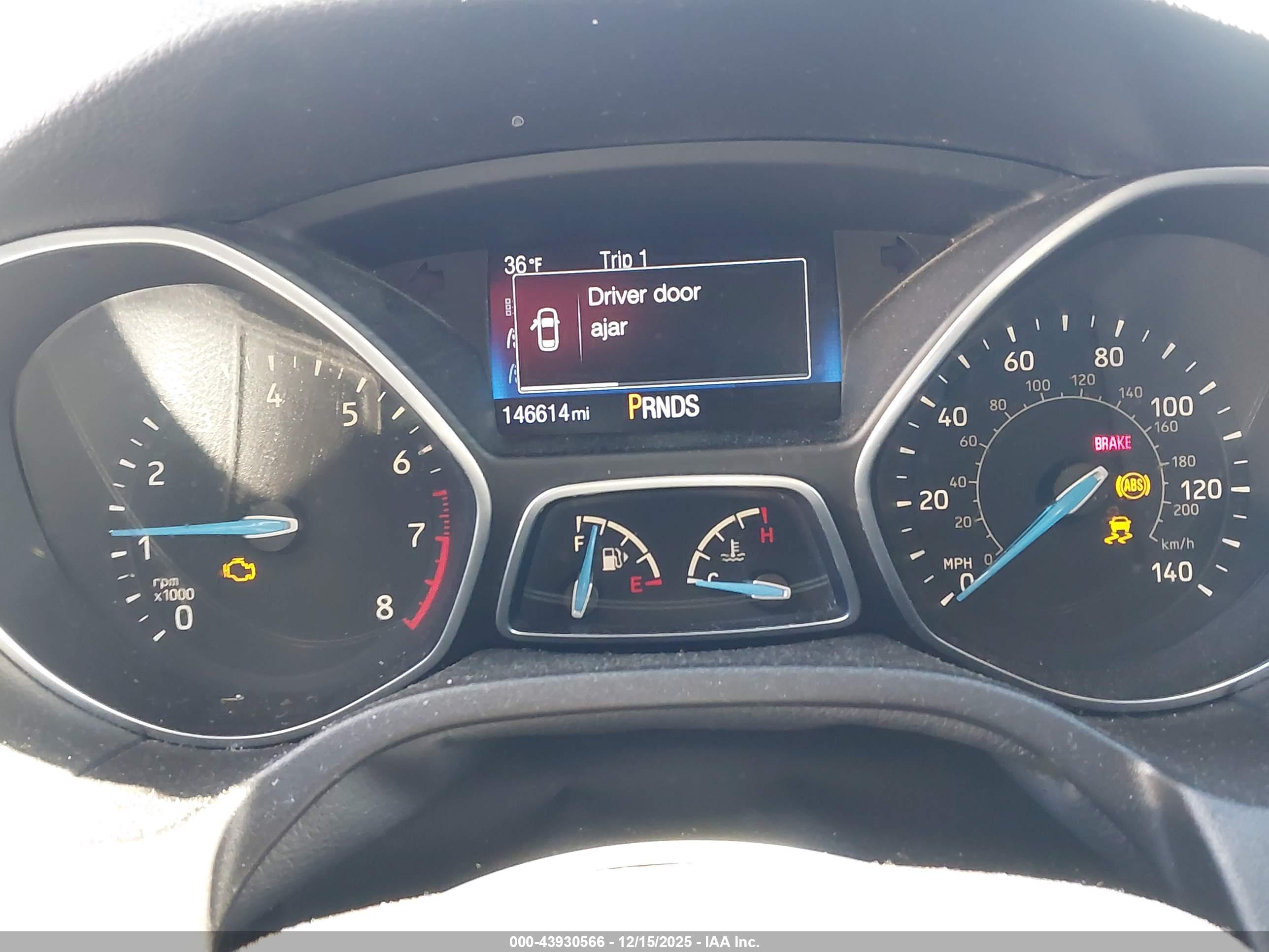 FORD FOCUS image 7