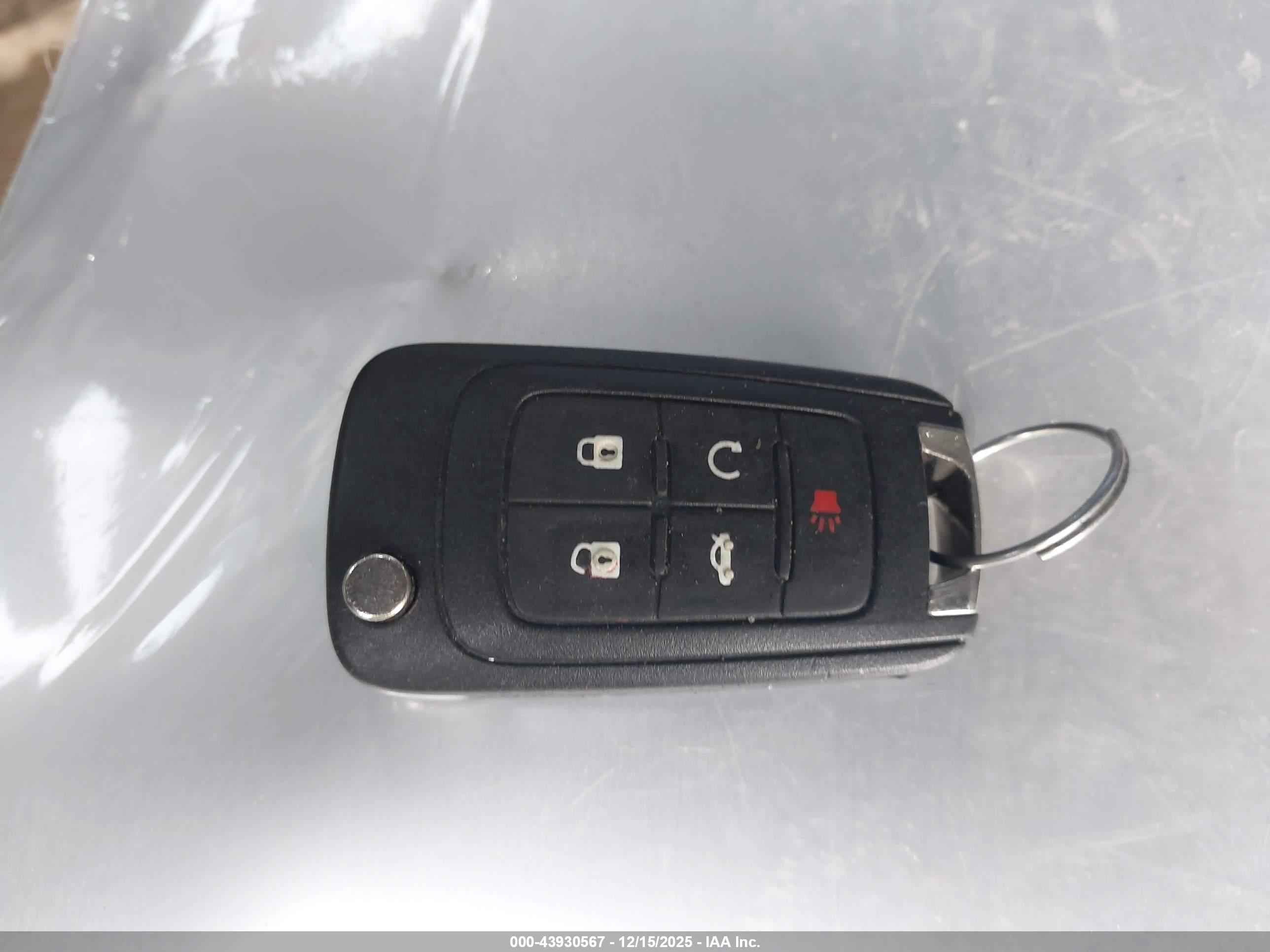 BUICK LACROSSE image 11