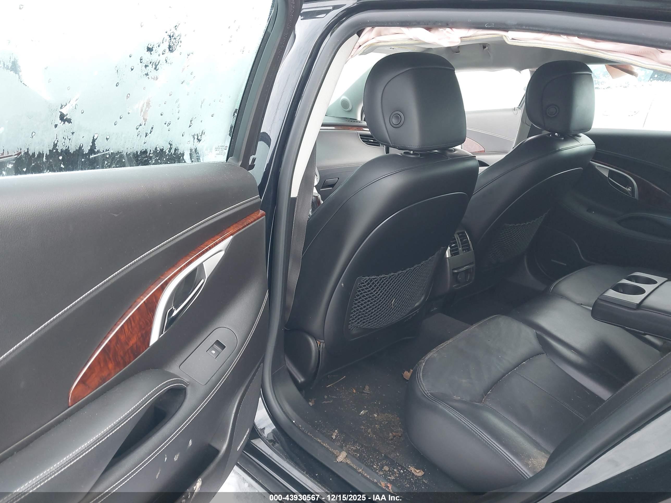 BUICK LACROSSE image 8