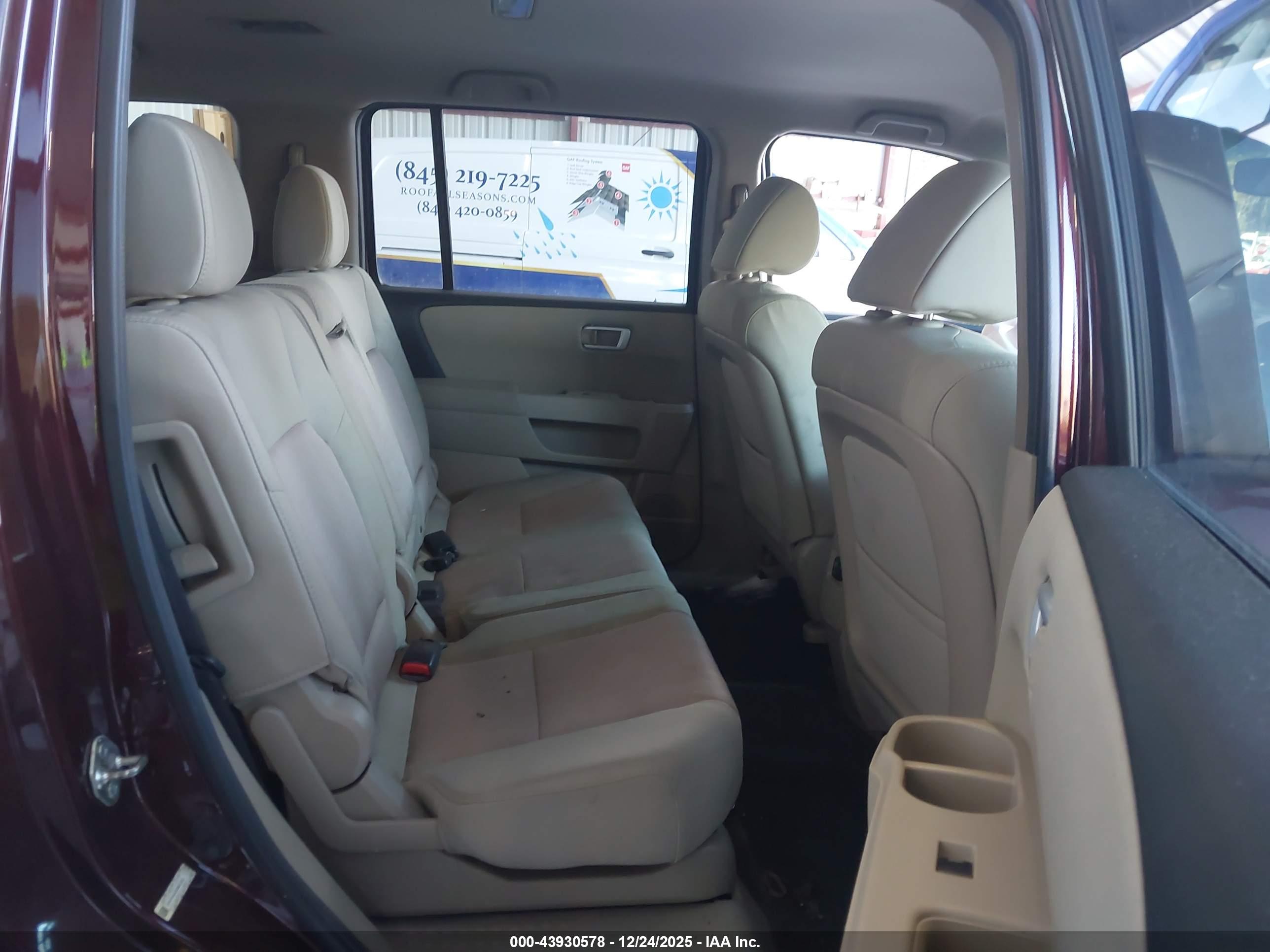 HONDA PILOT image 8