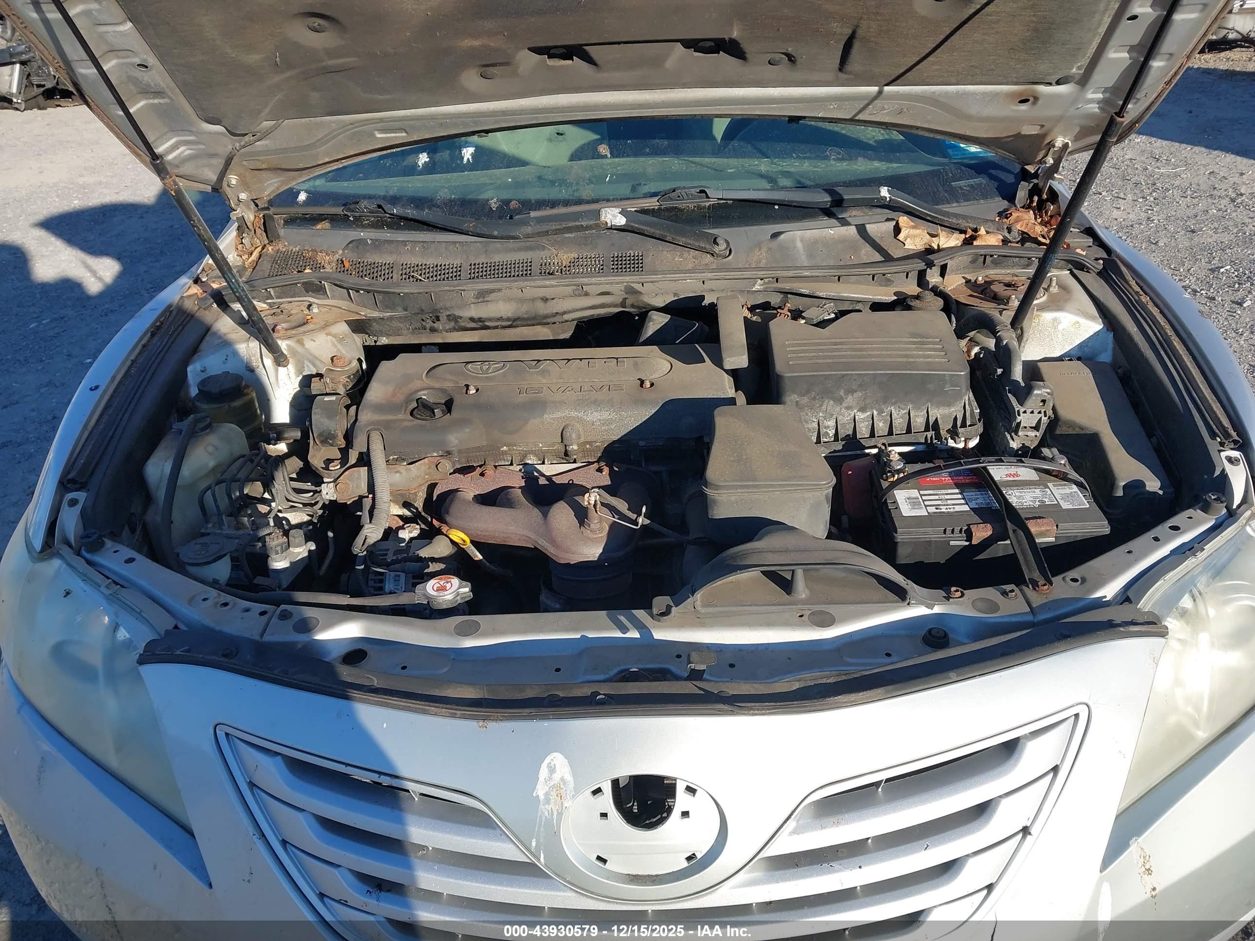 TOYOTA CAMRY image 10