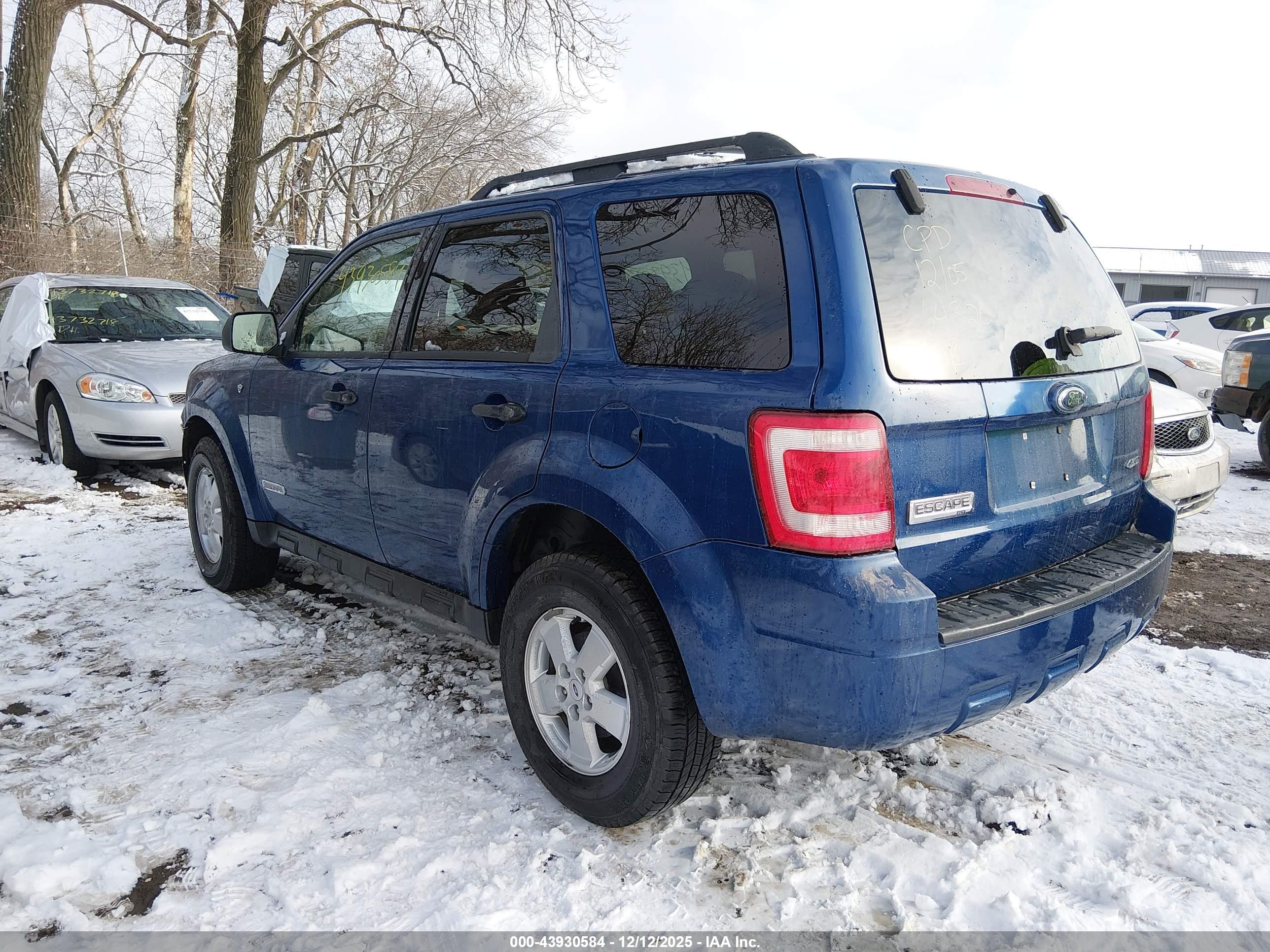 FORD ESCAPE image 3