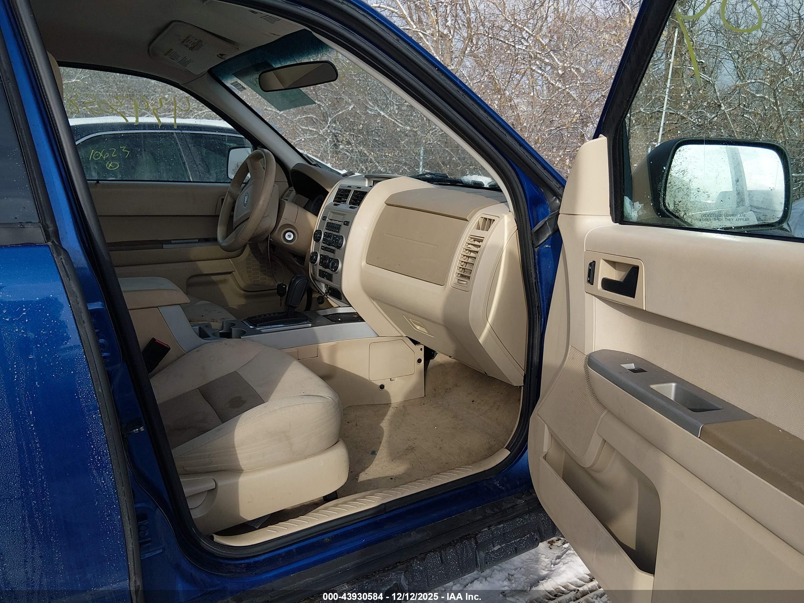 FORD ESCAPE image 5