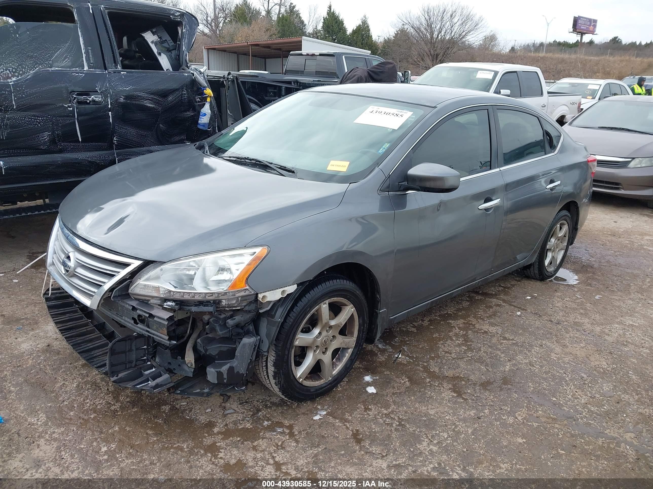 NISSAN SENTRA image 2