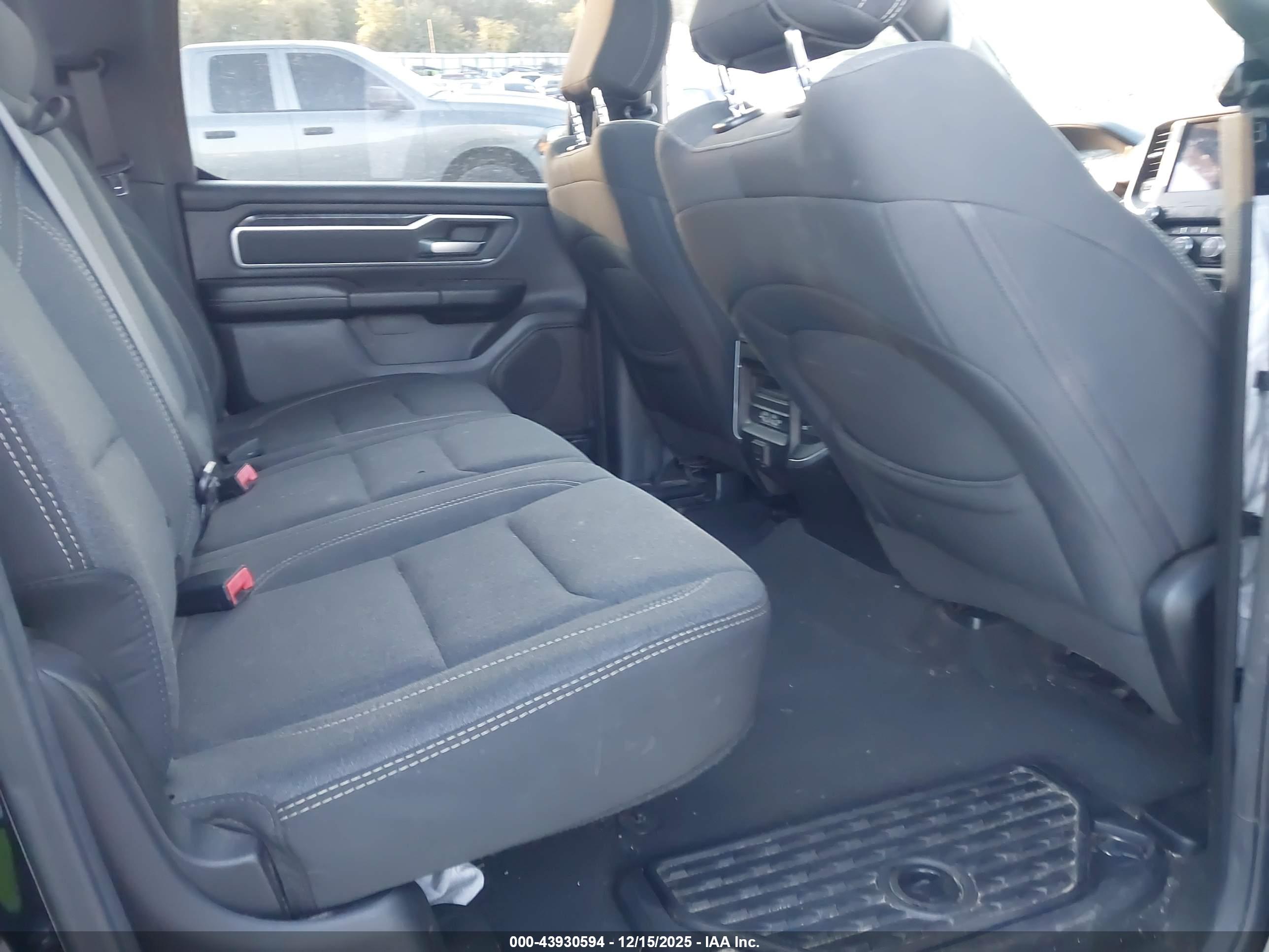 RAM 1500 image 8