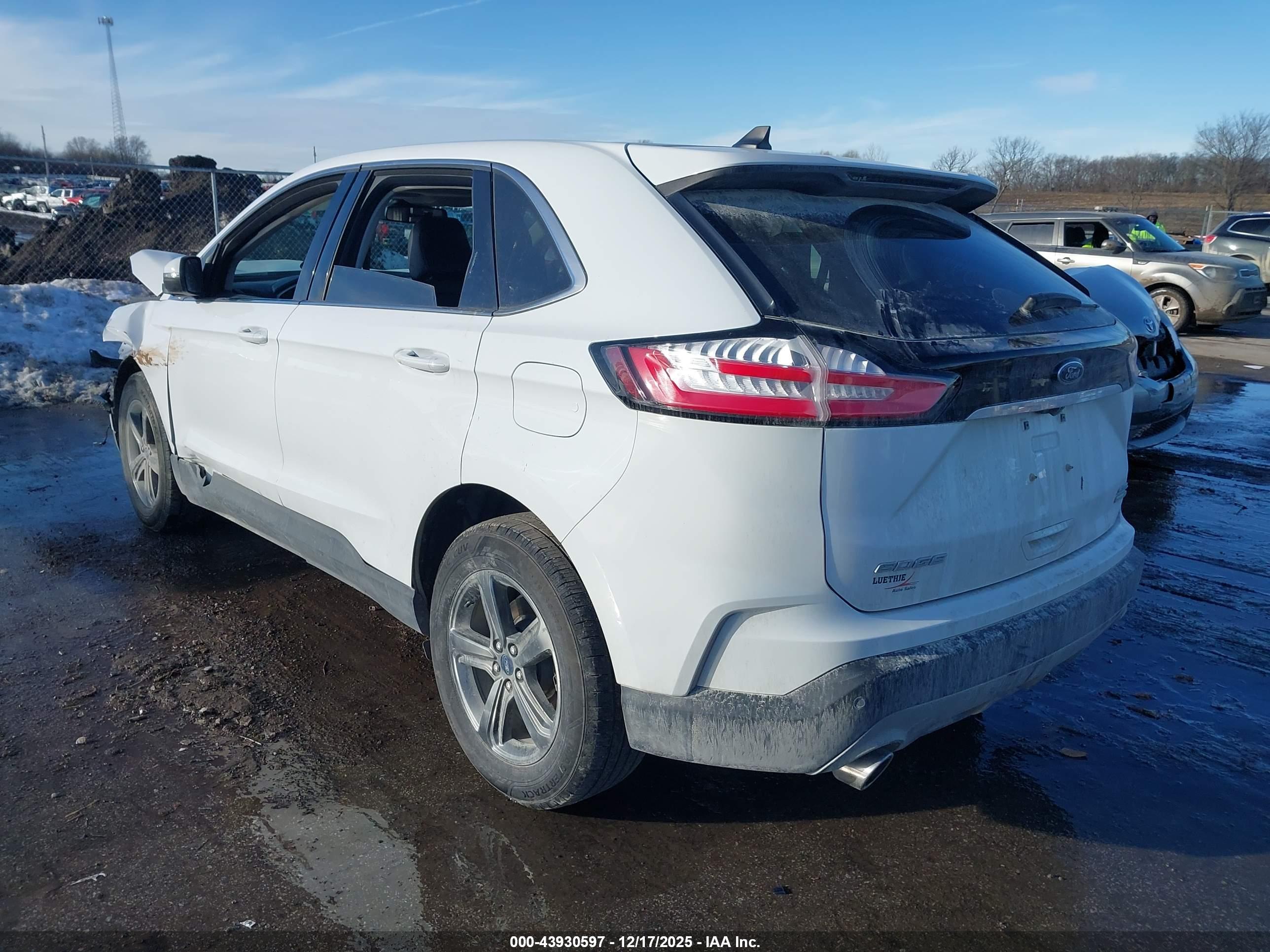 FORD EDGE image 3