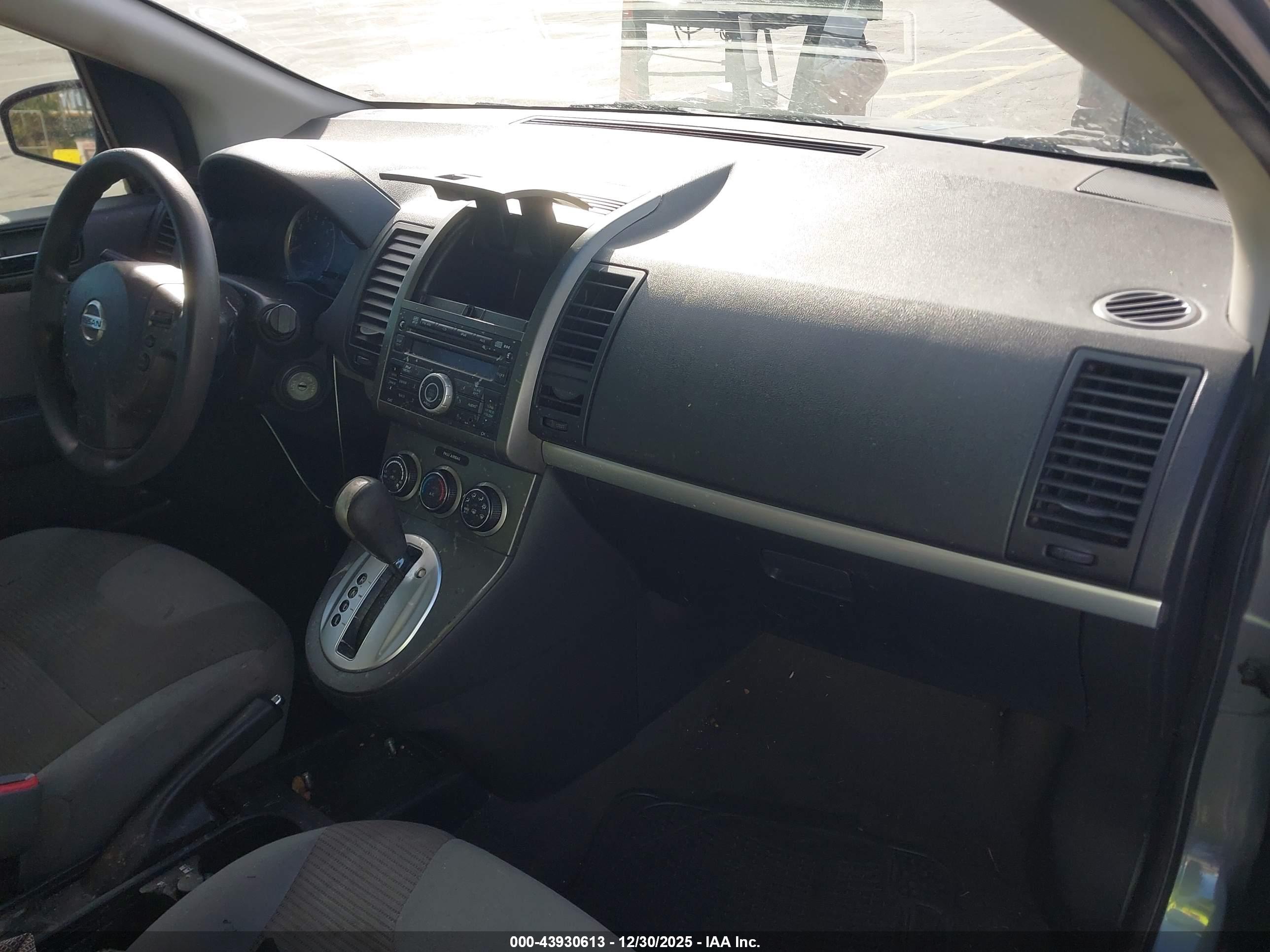 NISSAN SENTRA image 5