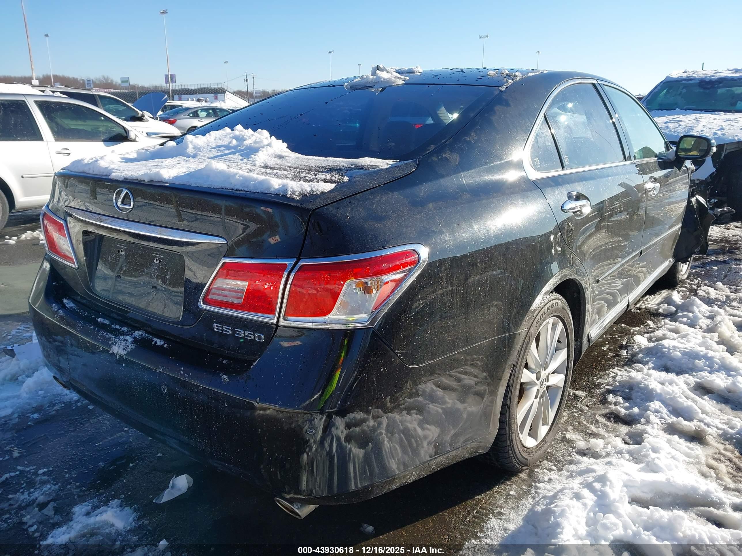LEXUS ES image 4