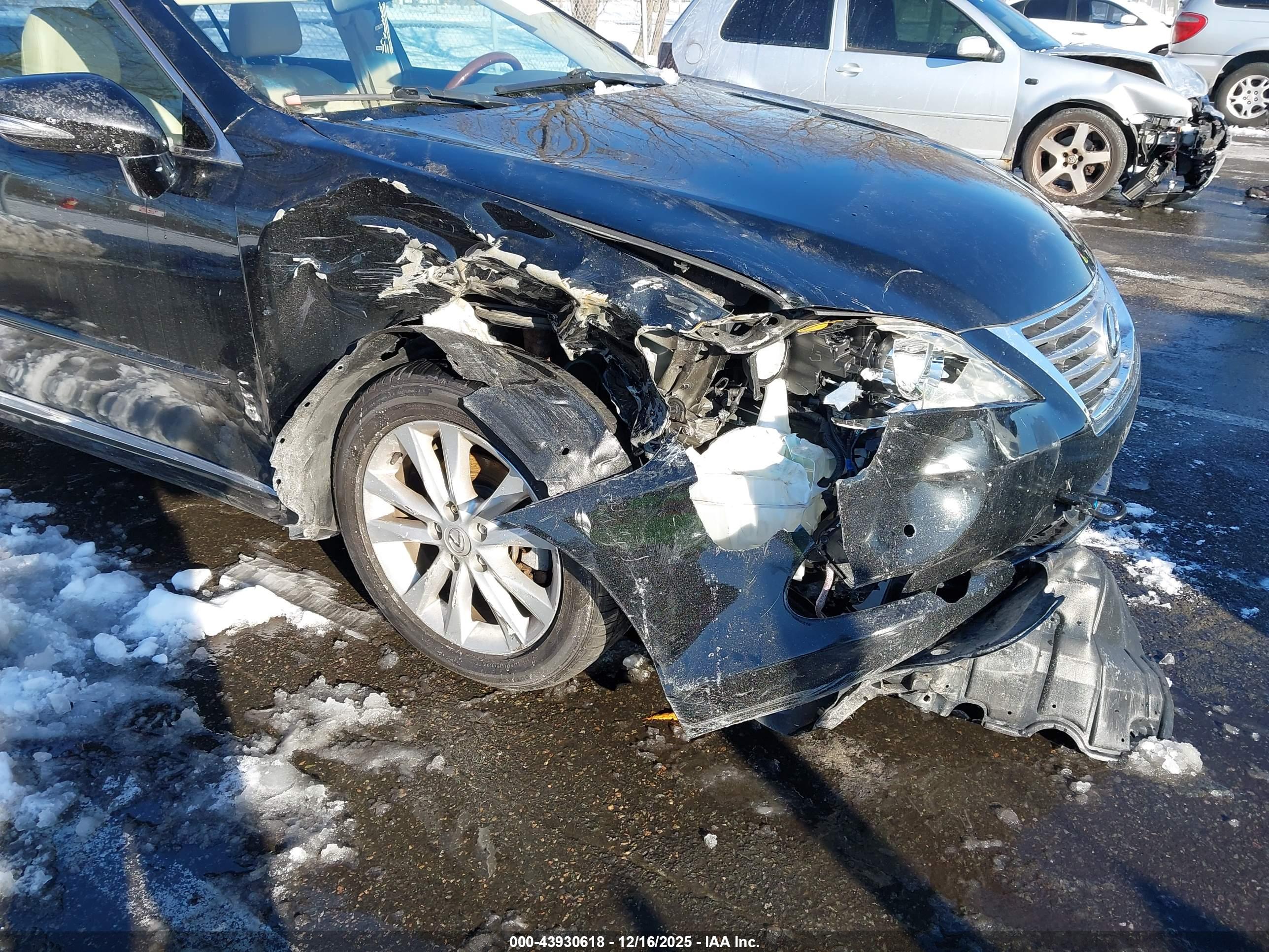 LEXUS ES image 6