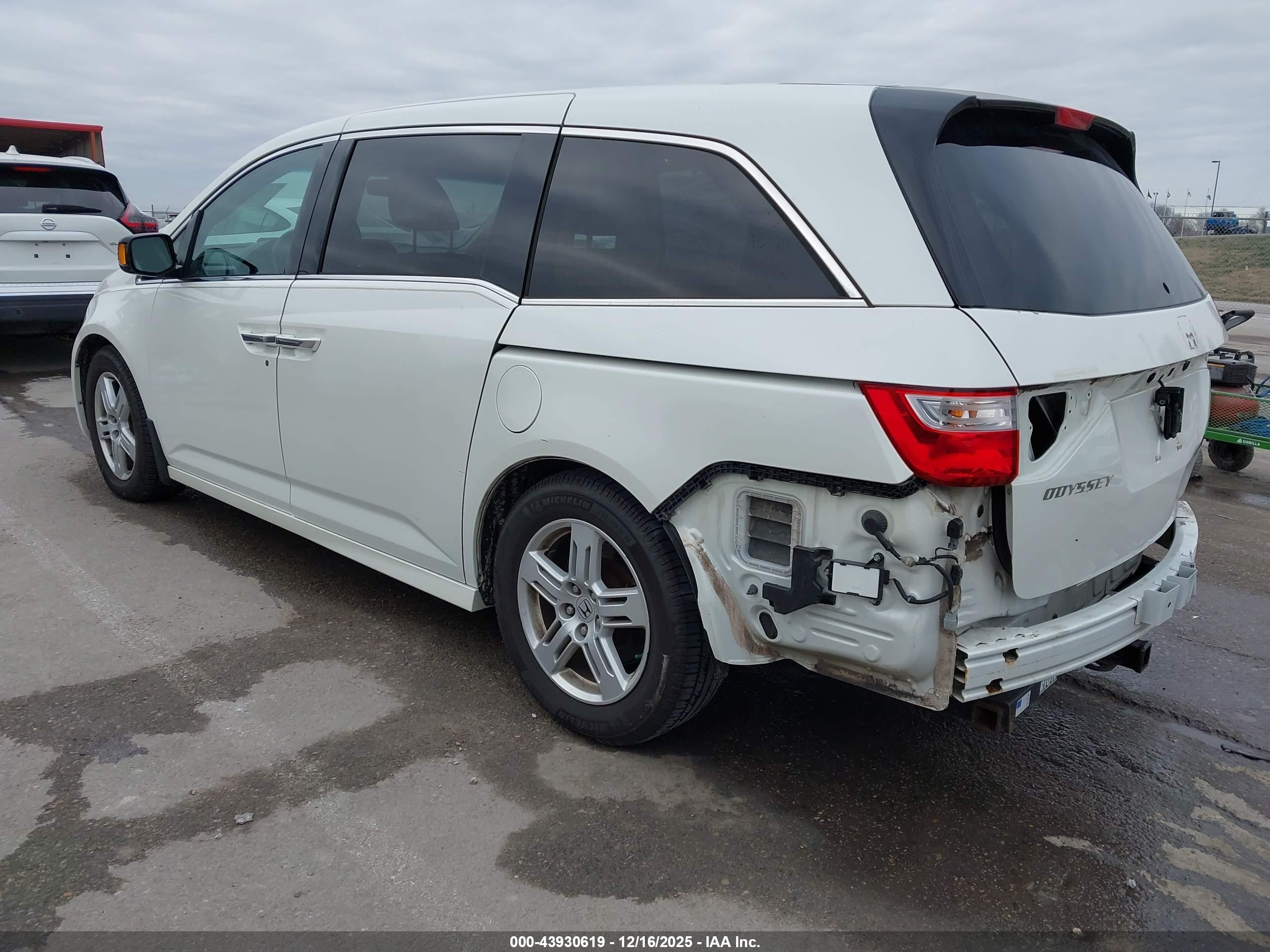 HONDA ODYSSEY image 3