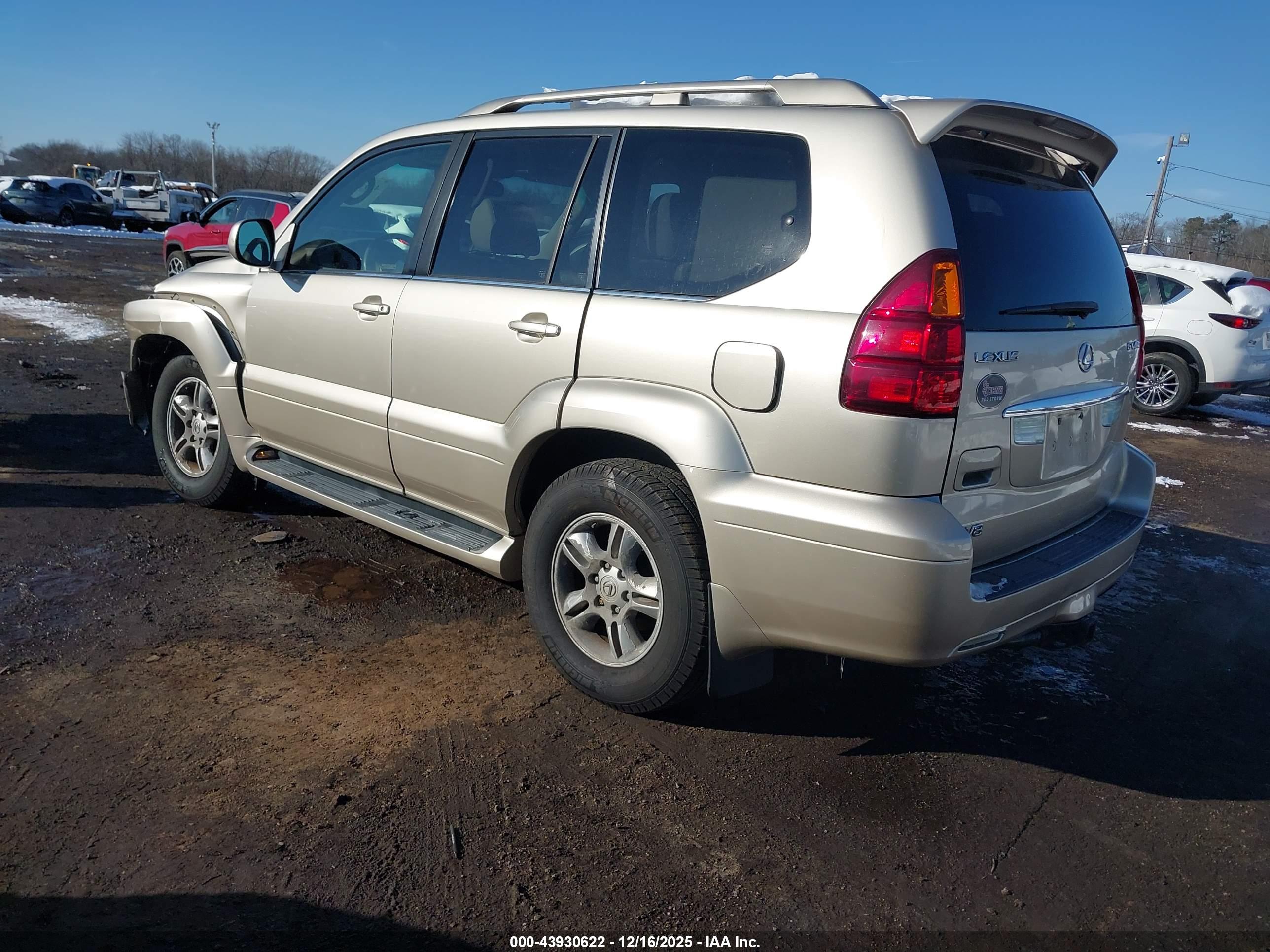 LEXUS GX image 3