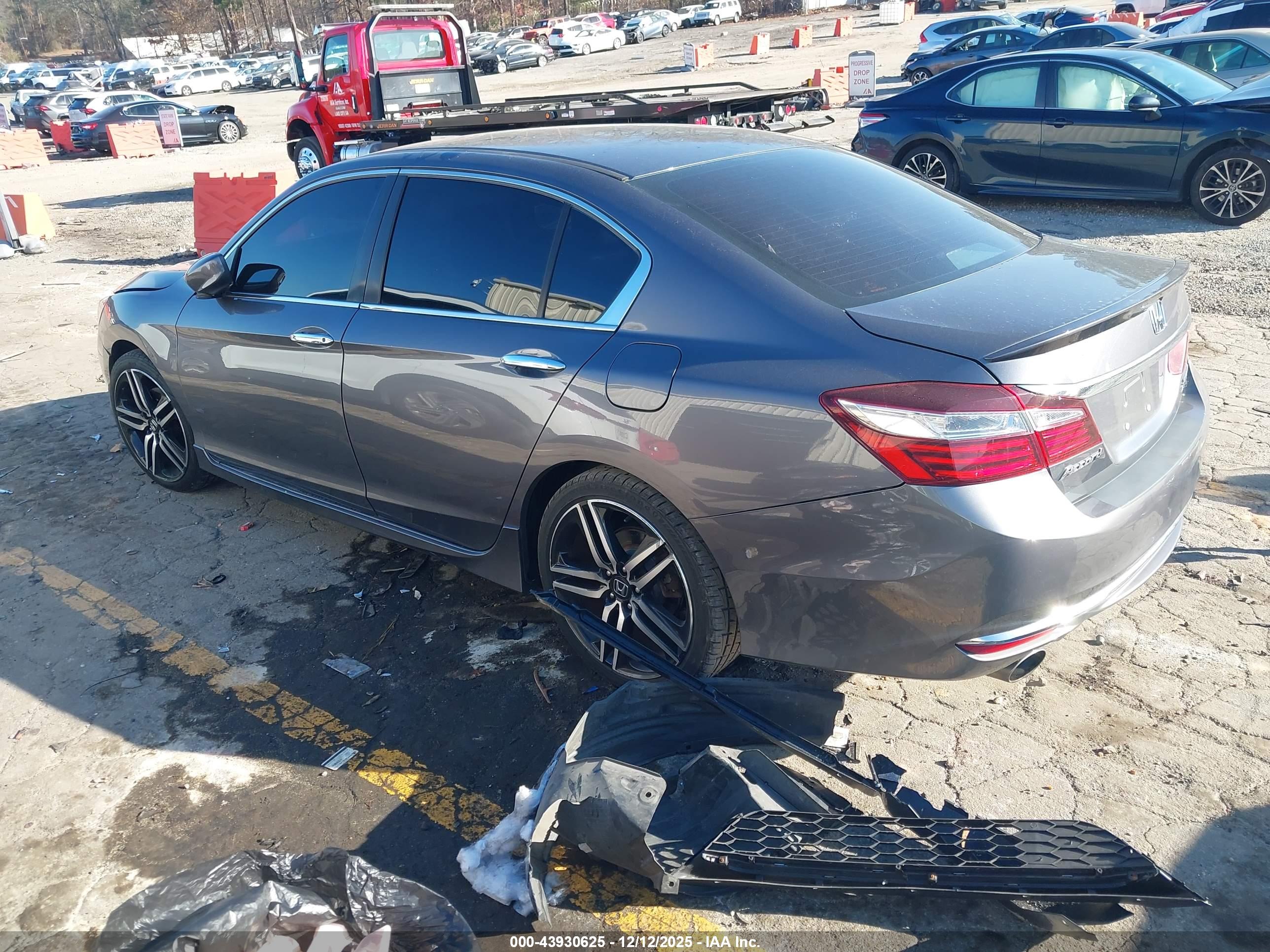 HONDA ACCORD image 3