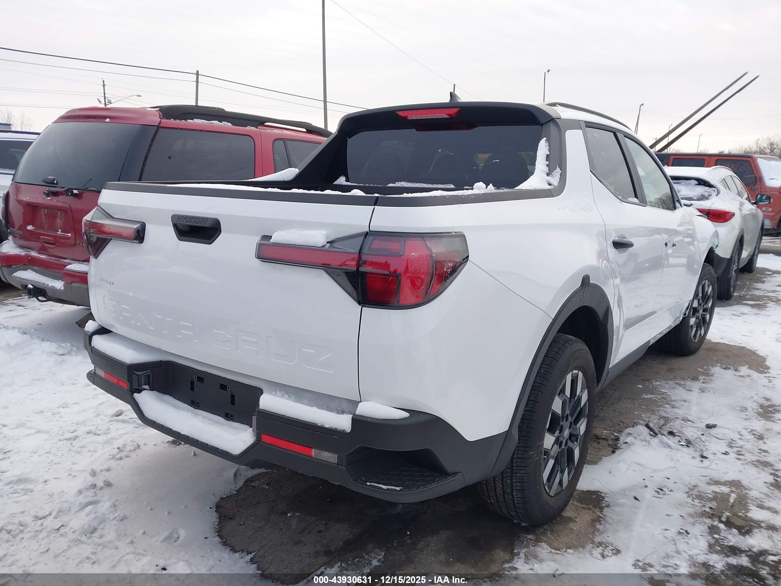 HYUNDAI SANTA image 4