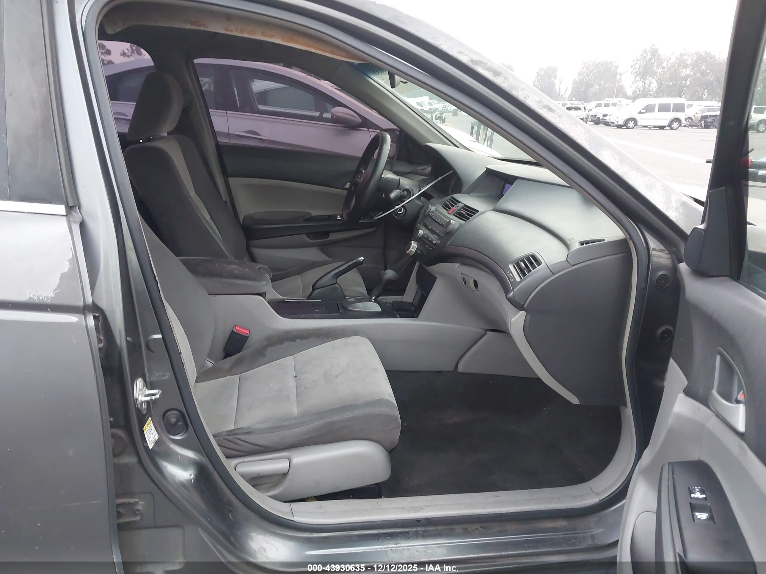 HONDA ACCORD image 5