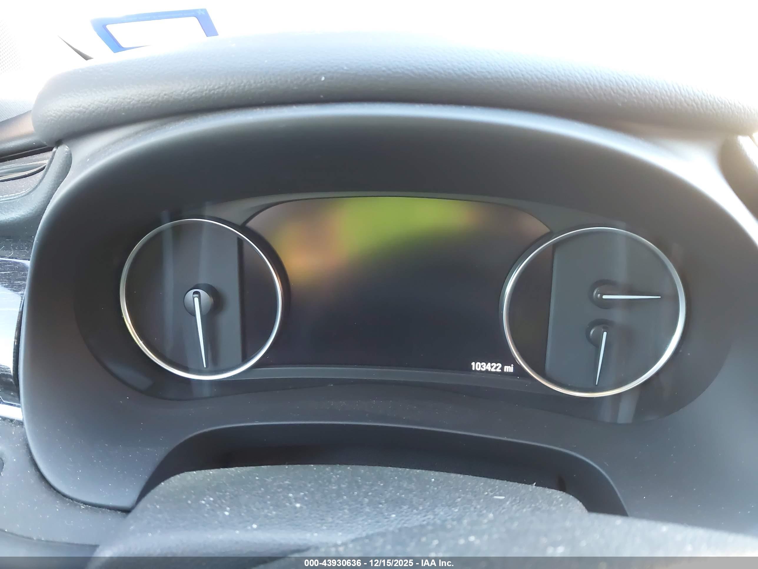 BUICK LACROSSE image 7