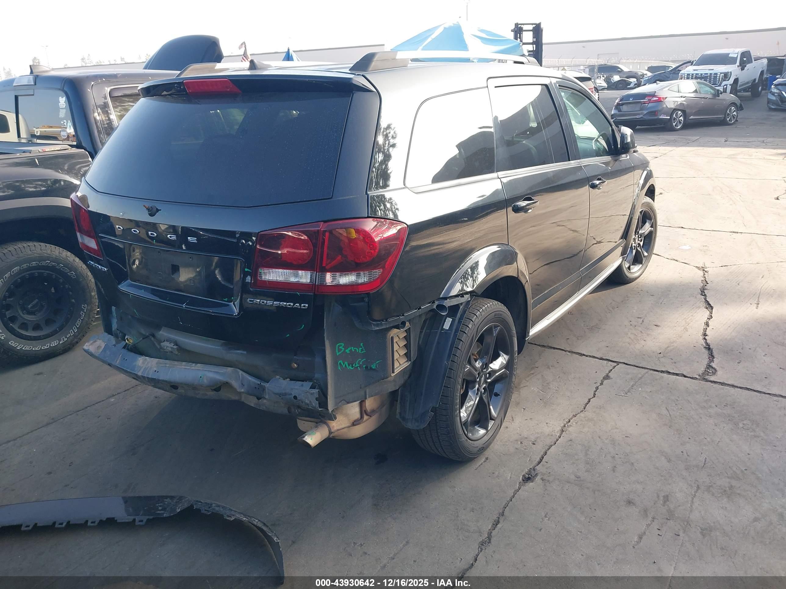 DODGE JOURNEY image 4
