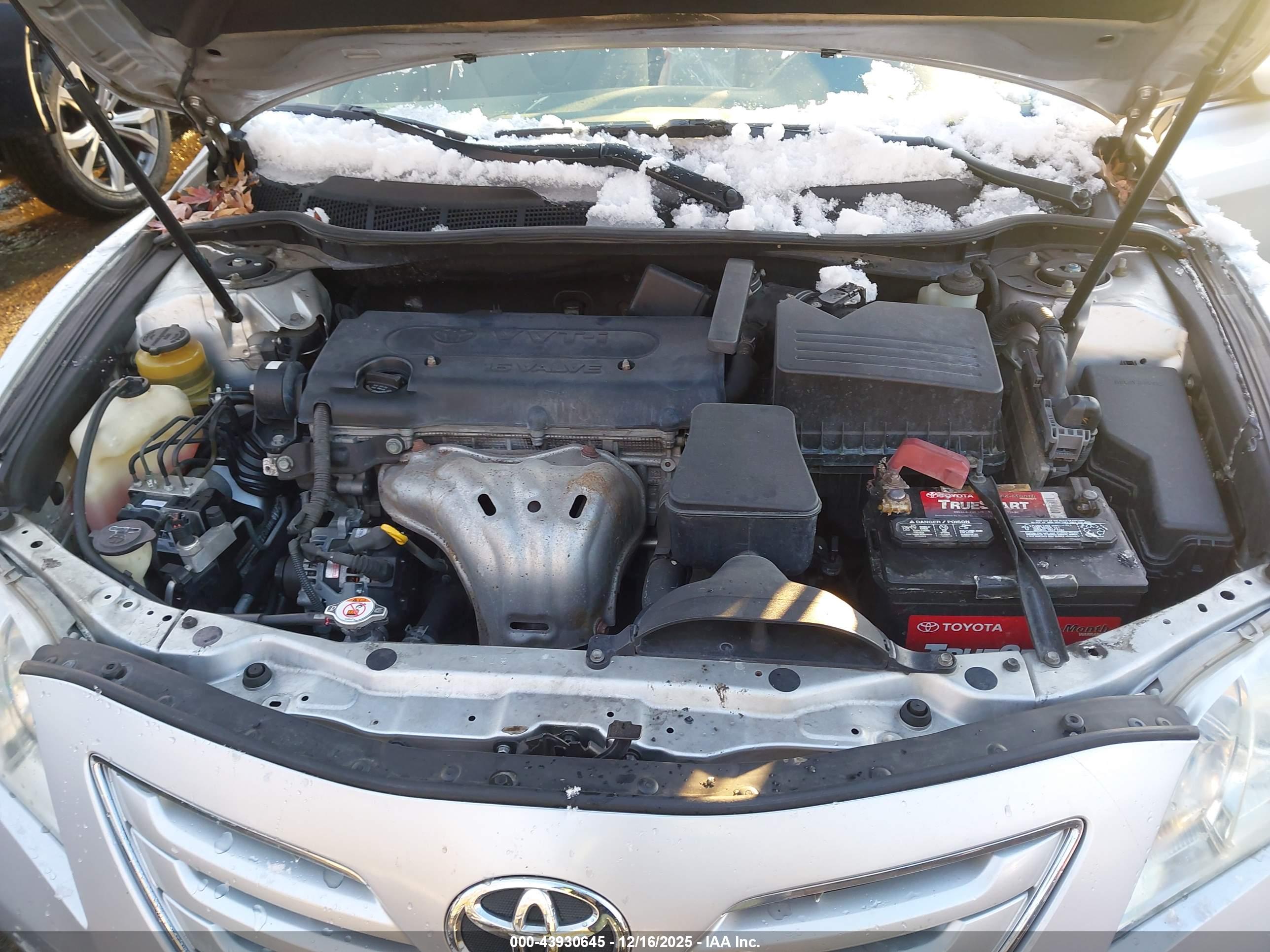 TOYOTA CAMRY image 10