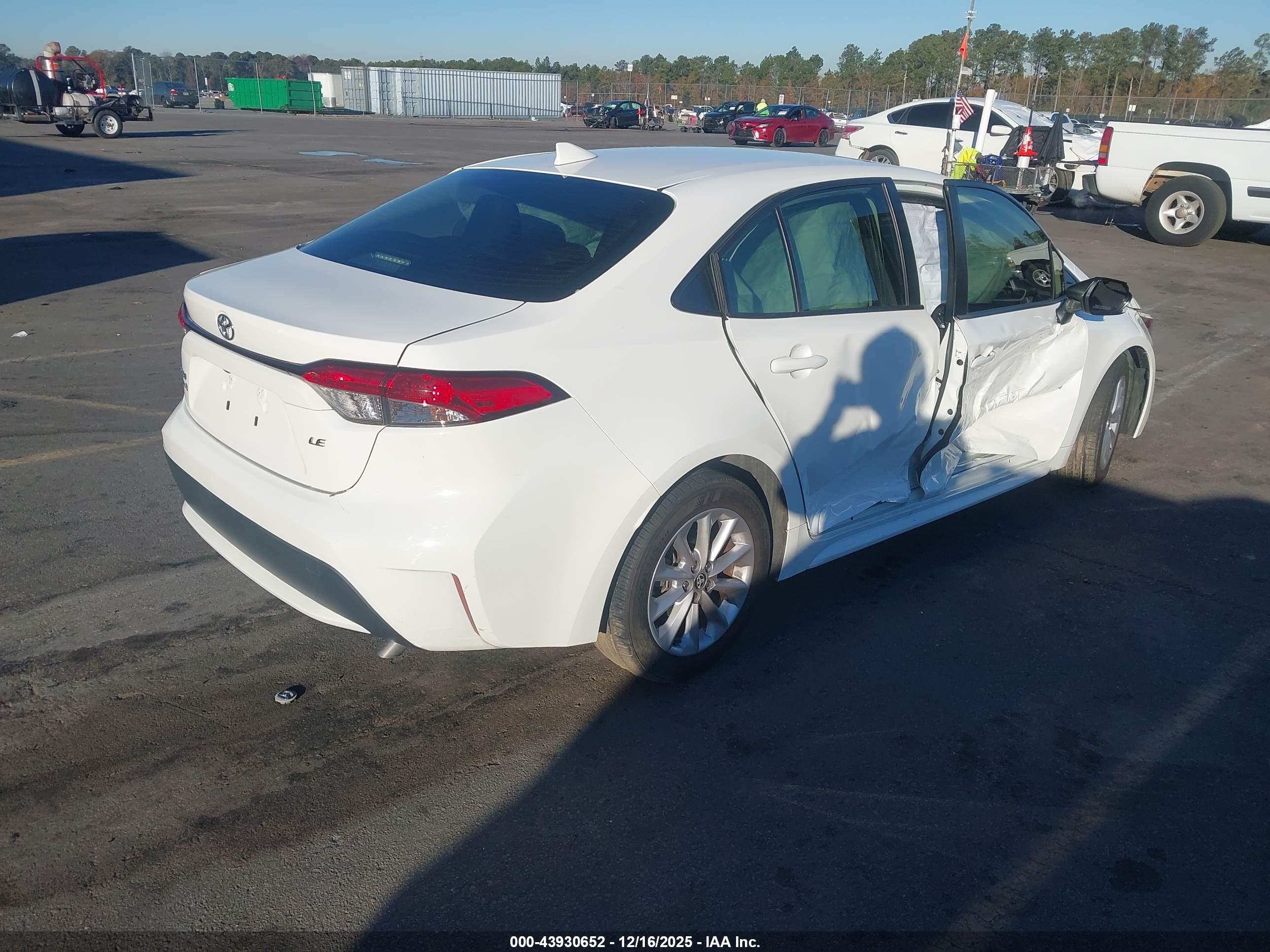TOYOTA COROLLA image 4