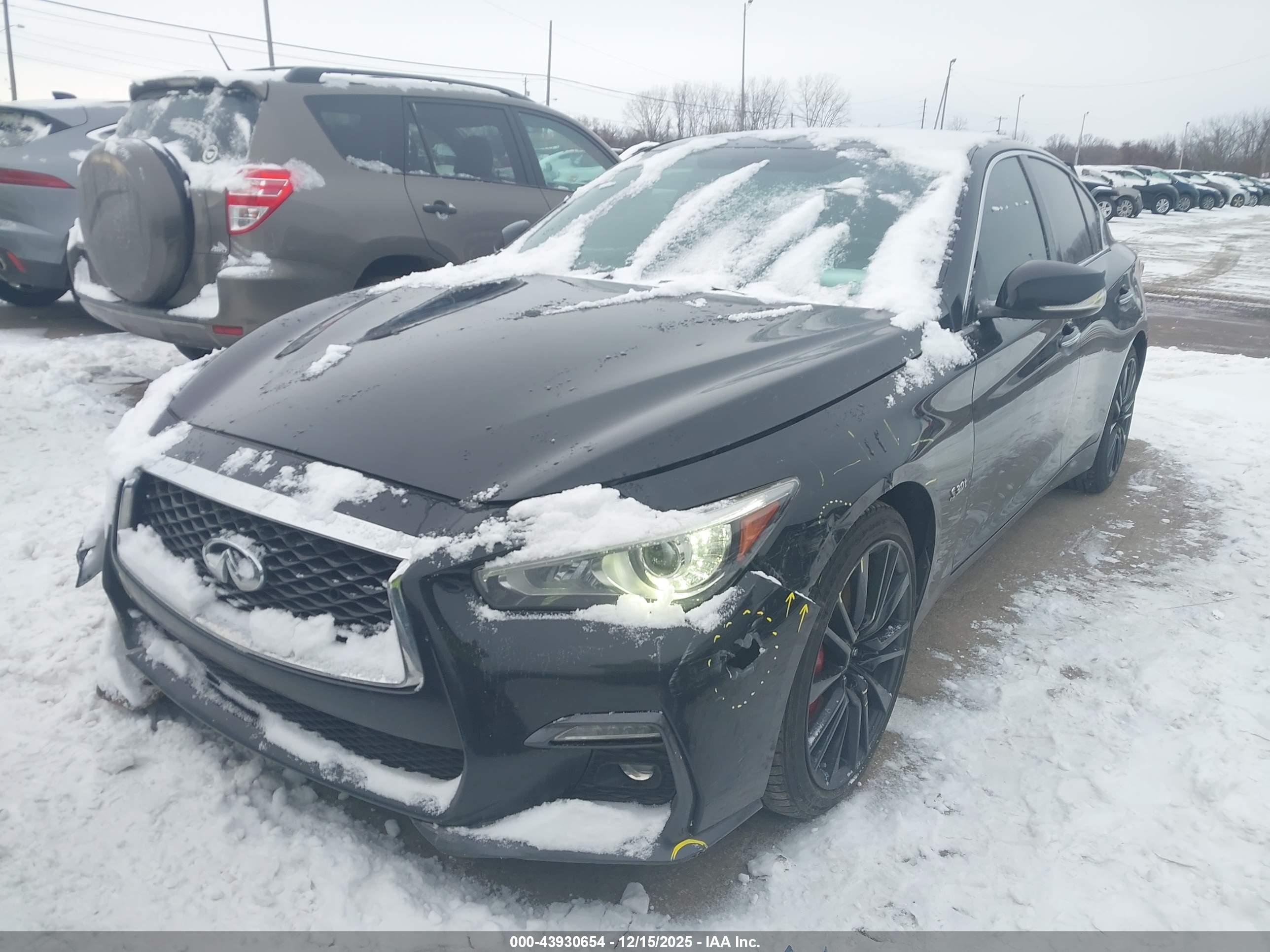 INFINITI Q50 image 2