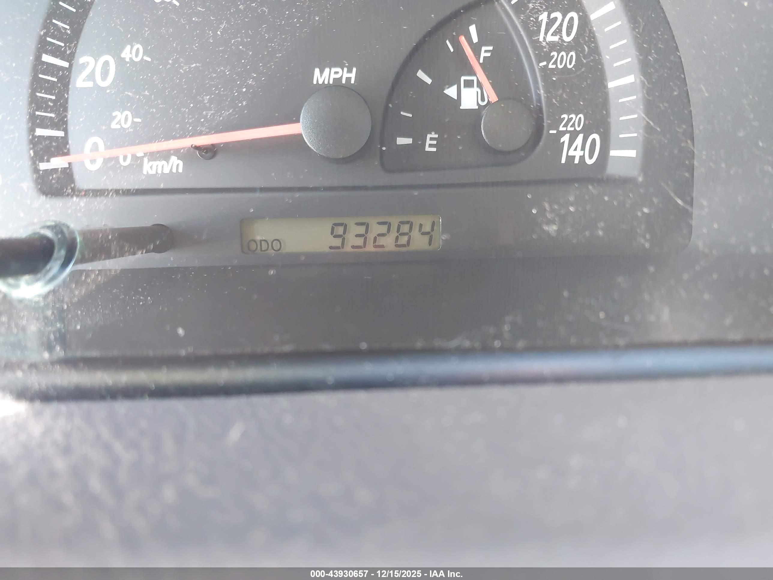 TOYOTA CAMRY image 7