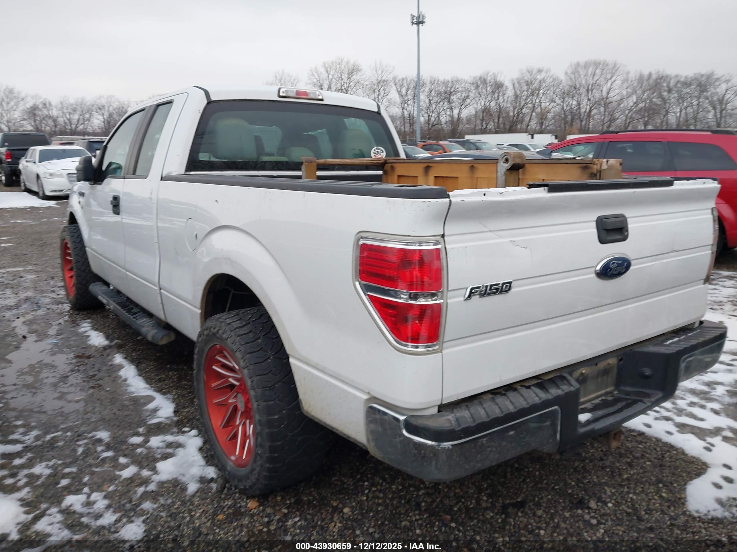 FORD F-150 image 3