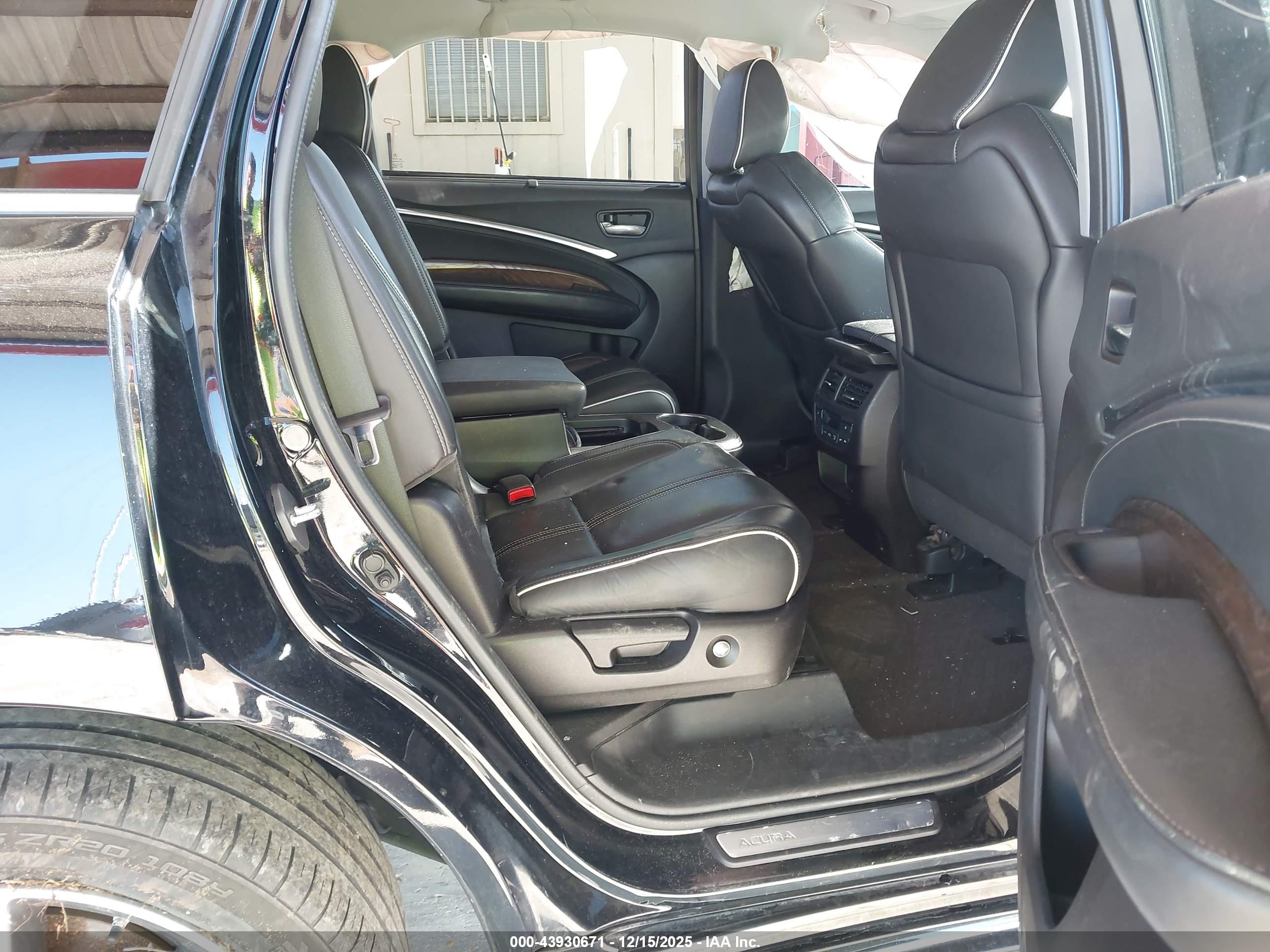 ACURA MDX image 8