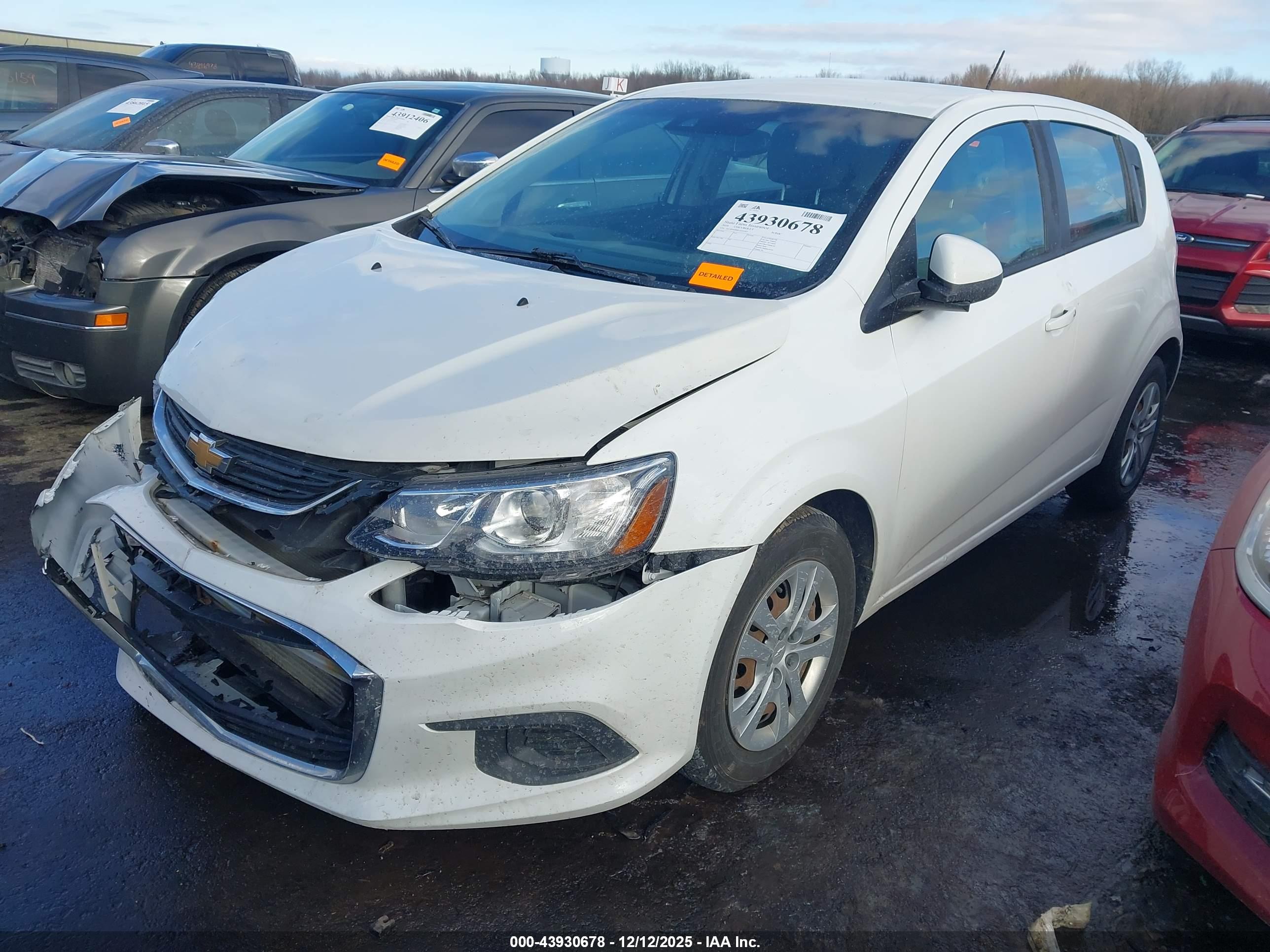 CHEVROLET SONIC image 2