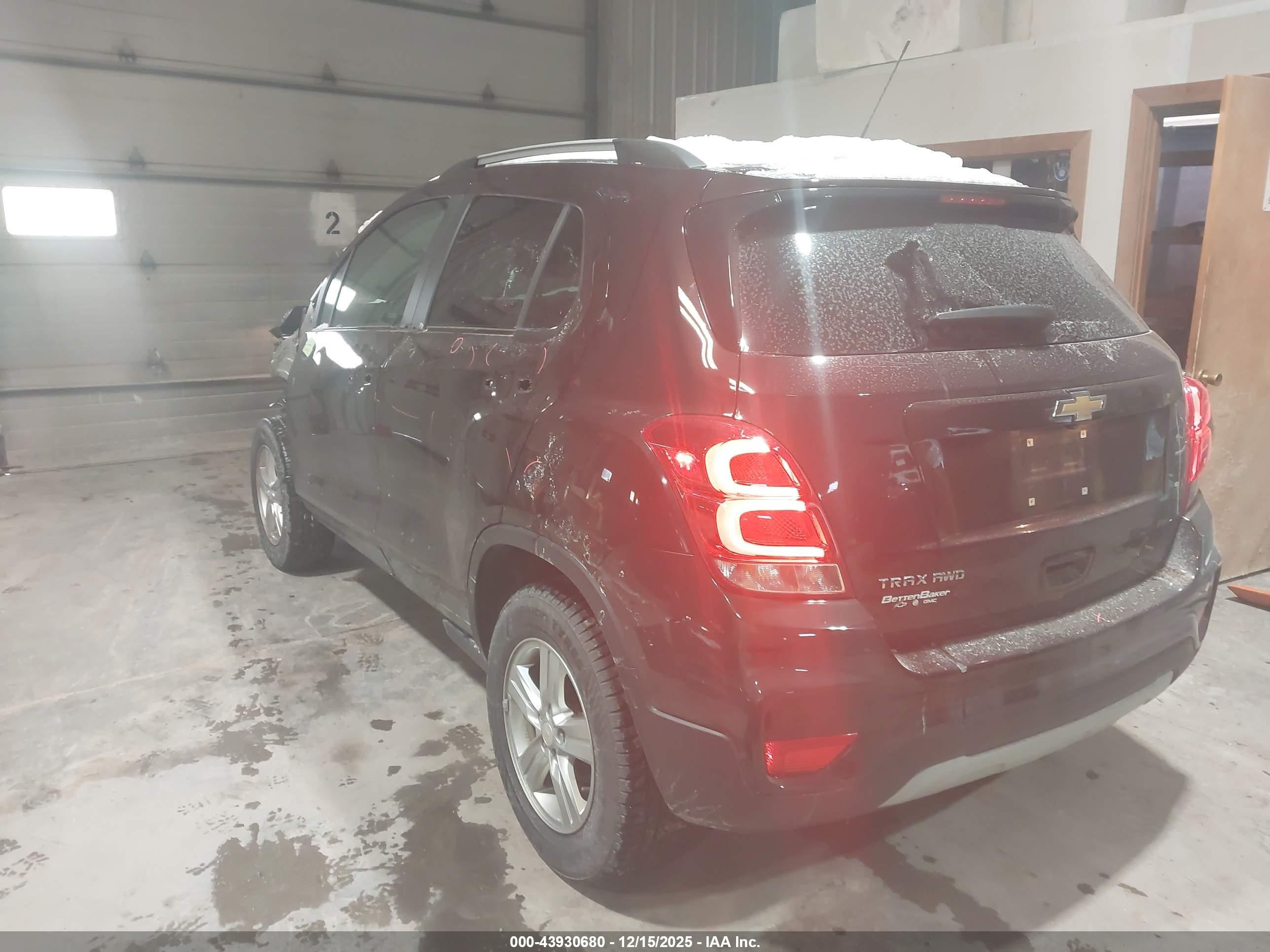 CHEVROLET TRAX image 3