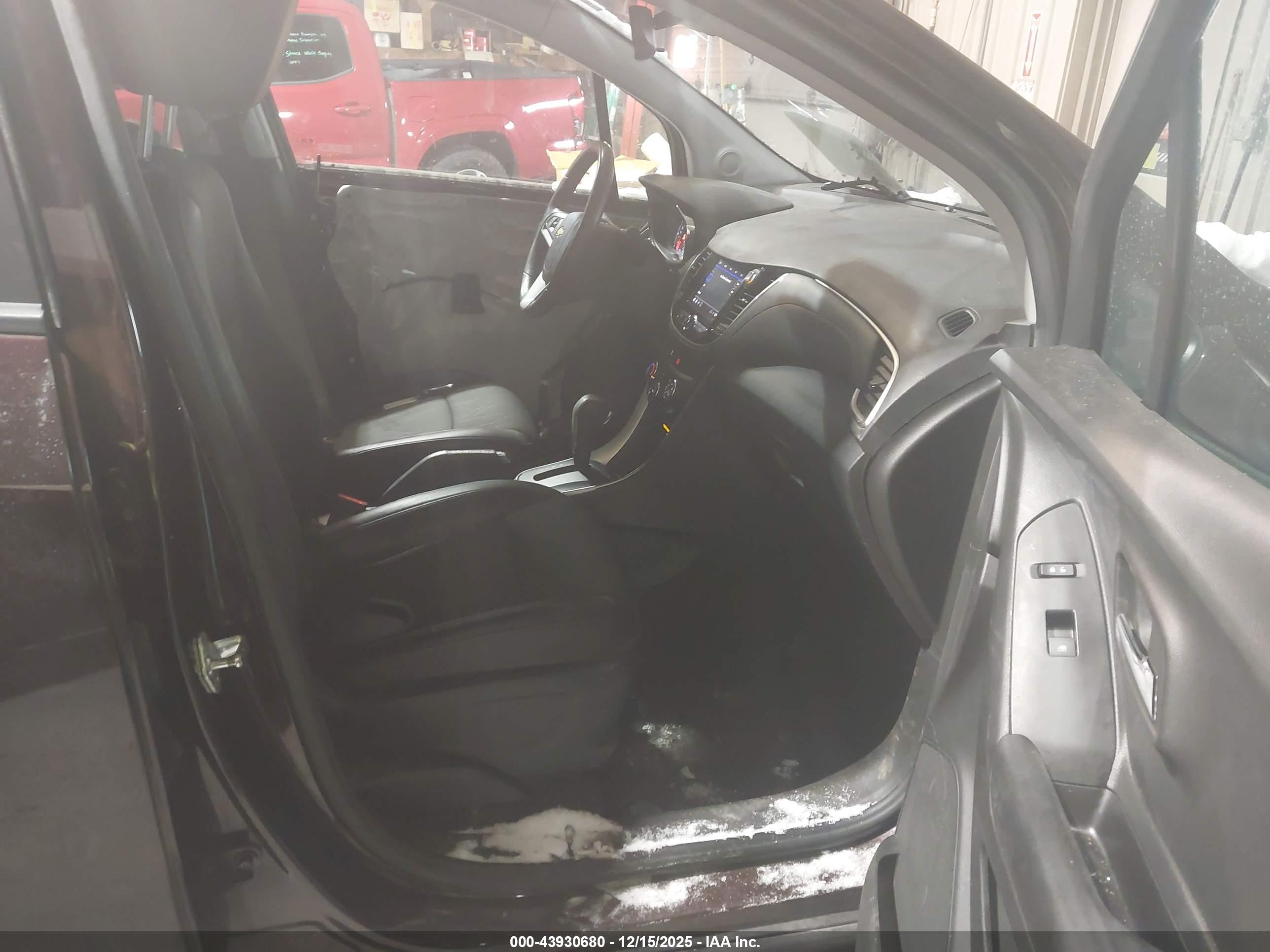 CHEVROLET TRAX image 5