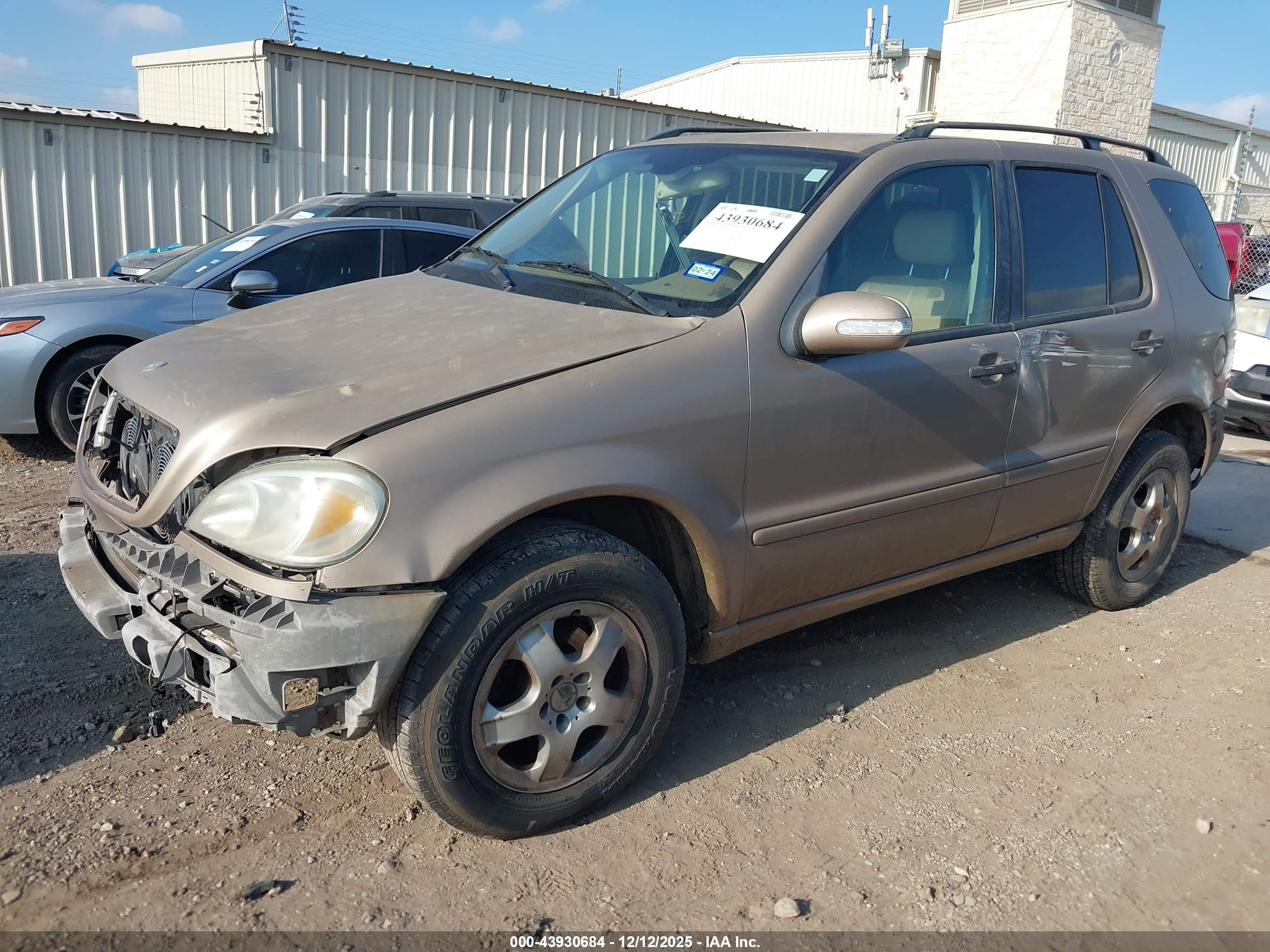 MERCEDES-BENZ ML image 2