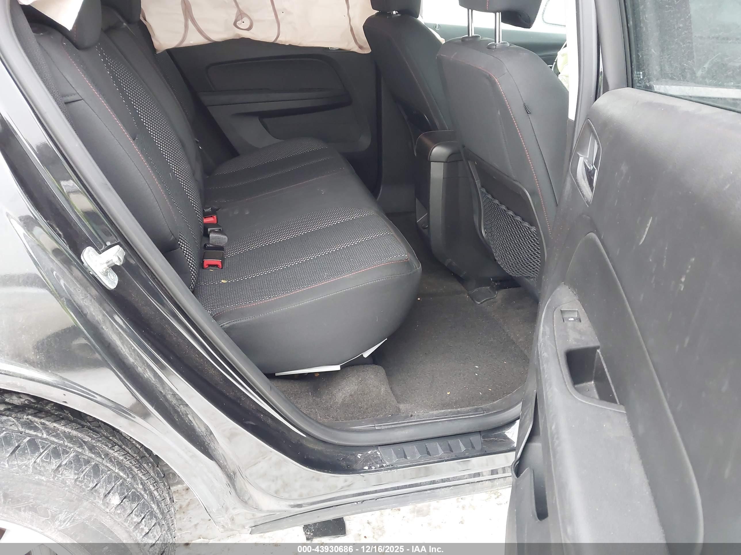 CHEVROLET EQUINOX image 8