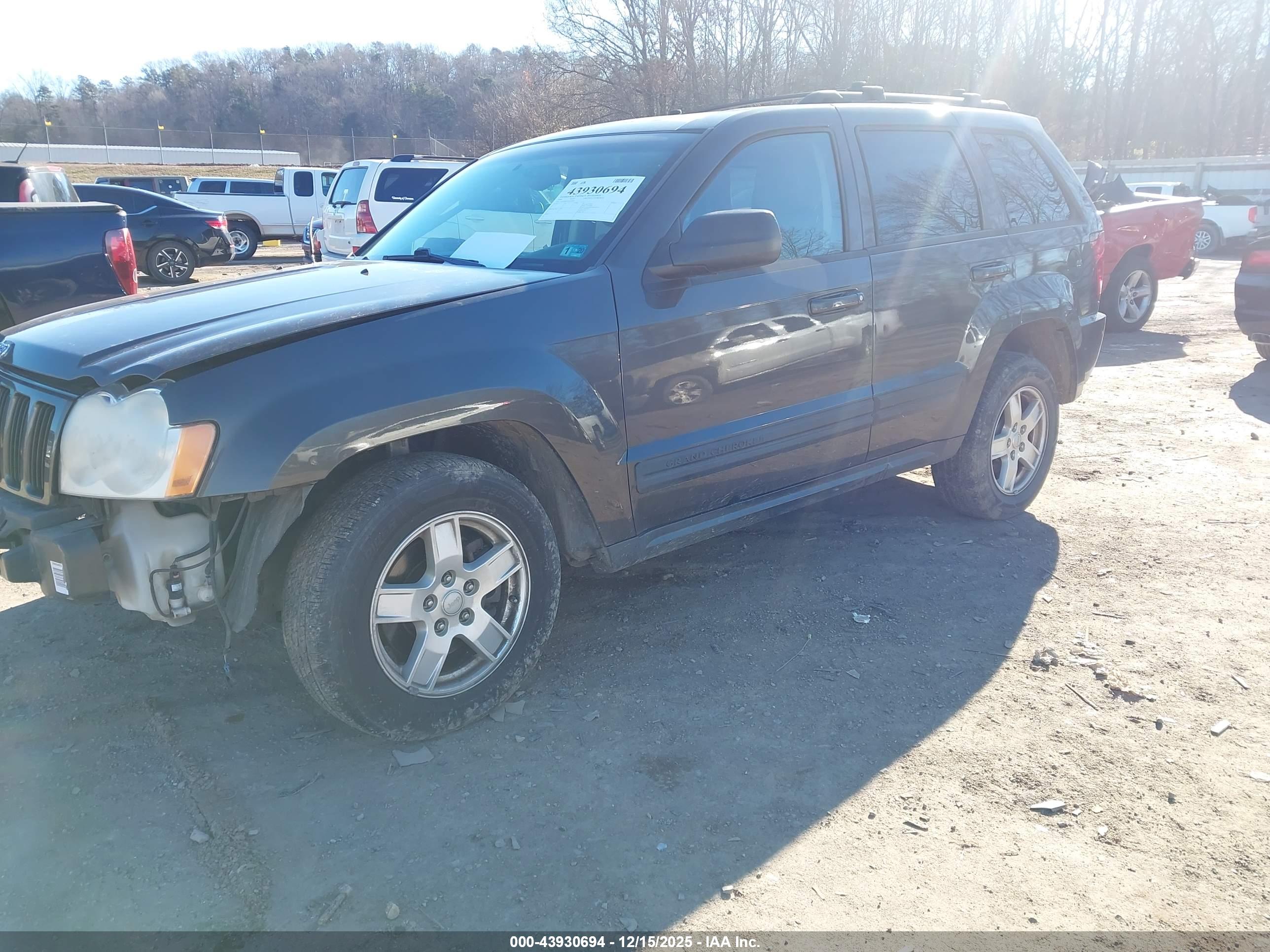 JEEP GRAND image 2