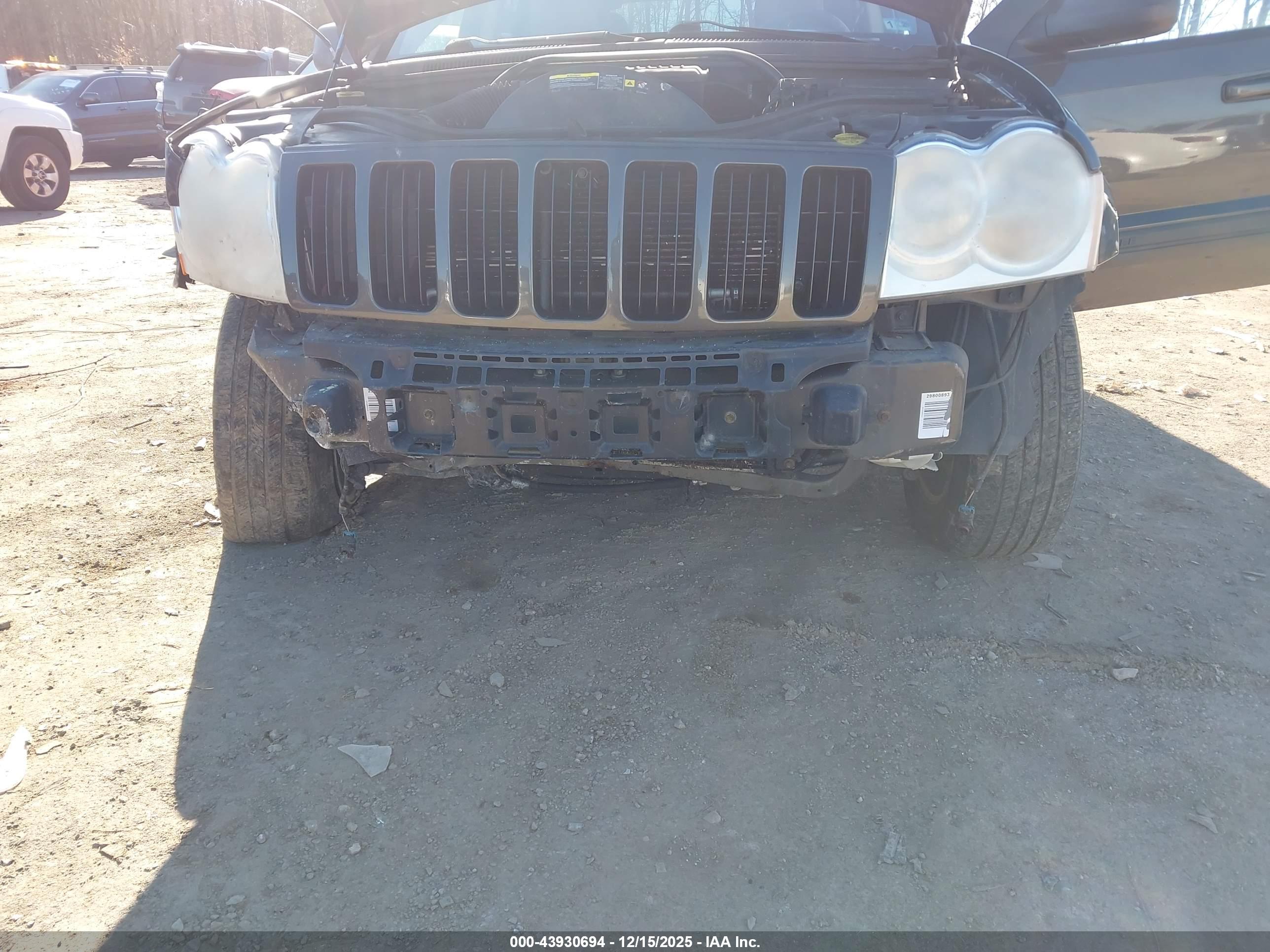 JEEP GRAND image 6