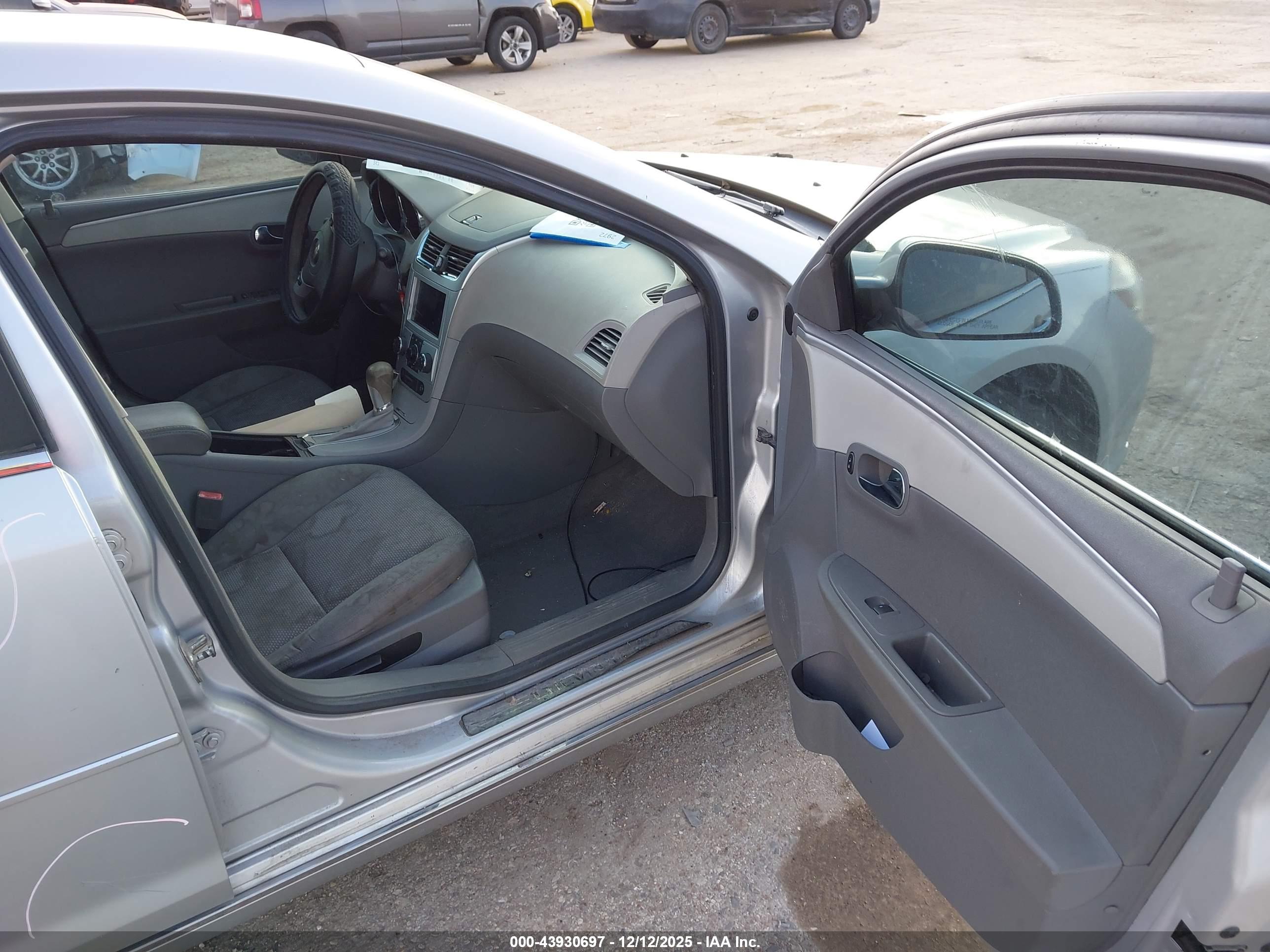 CHEVROLET MALIBU image 5
