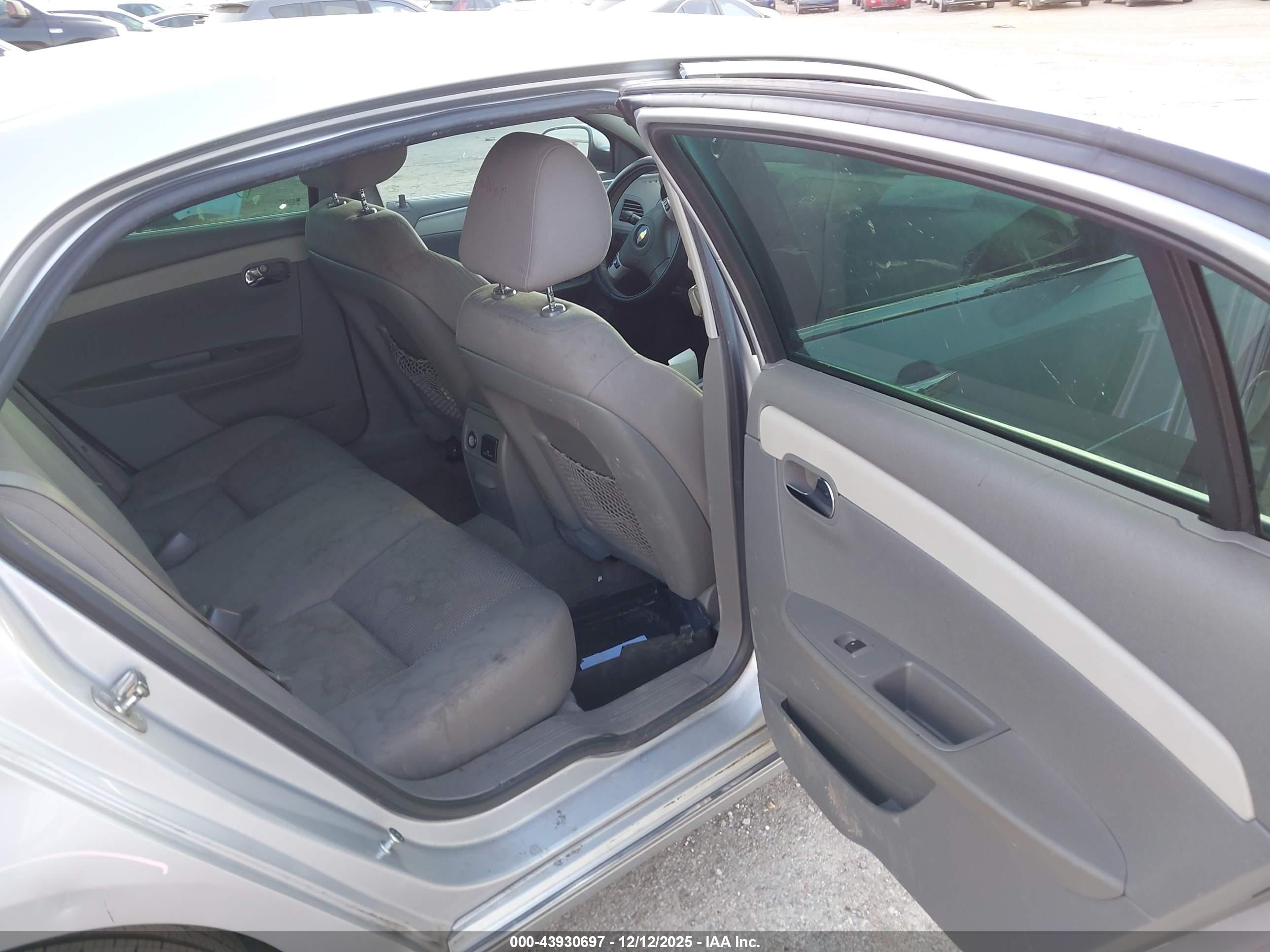 CHEVROLET MALIBU image 8