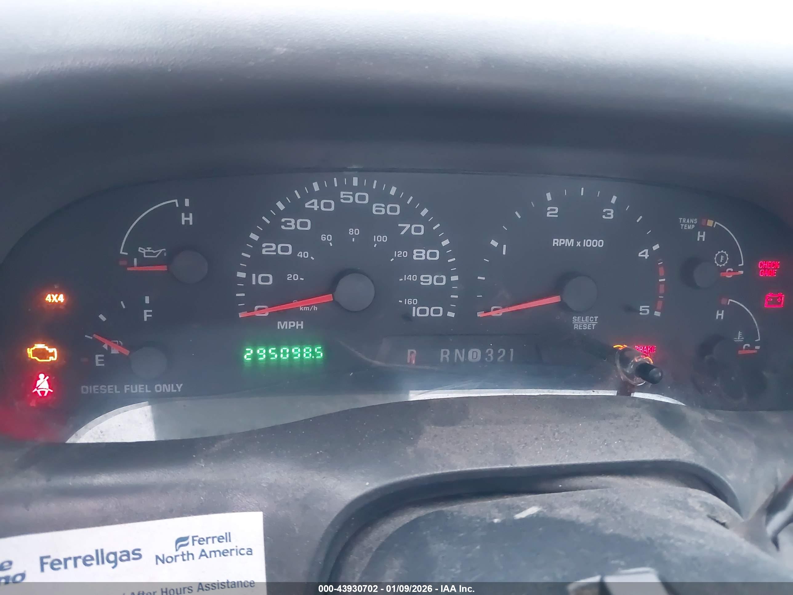 FORD F-550 image 6