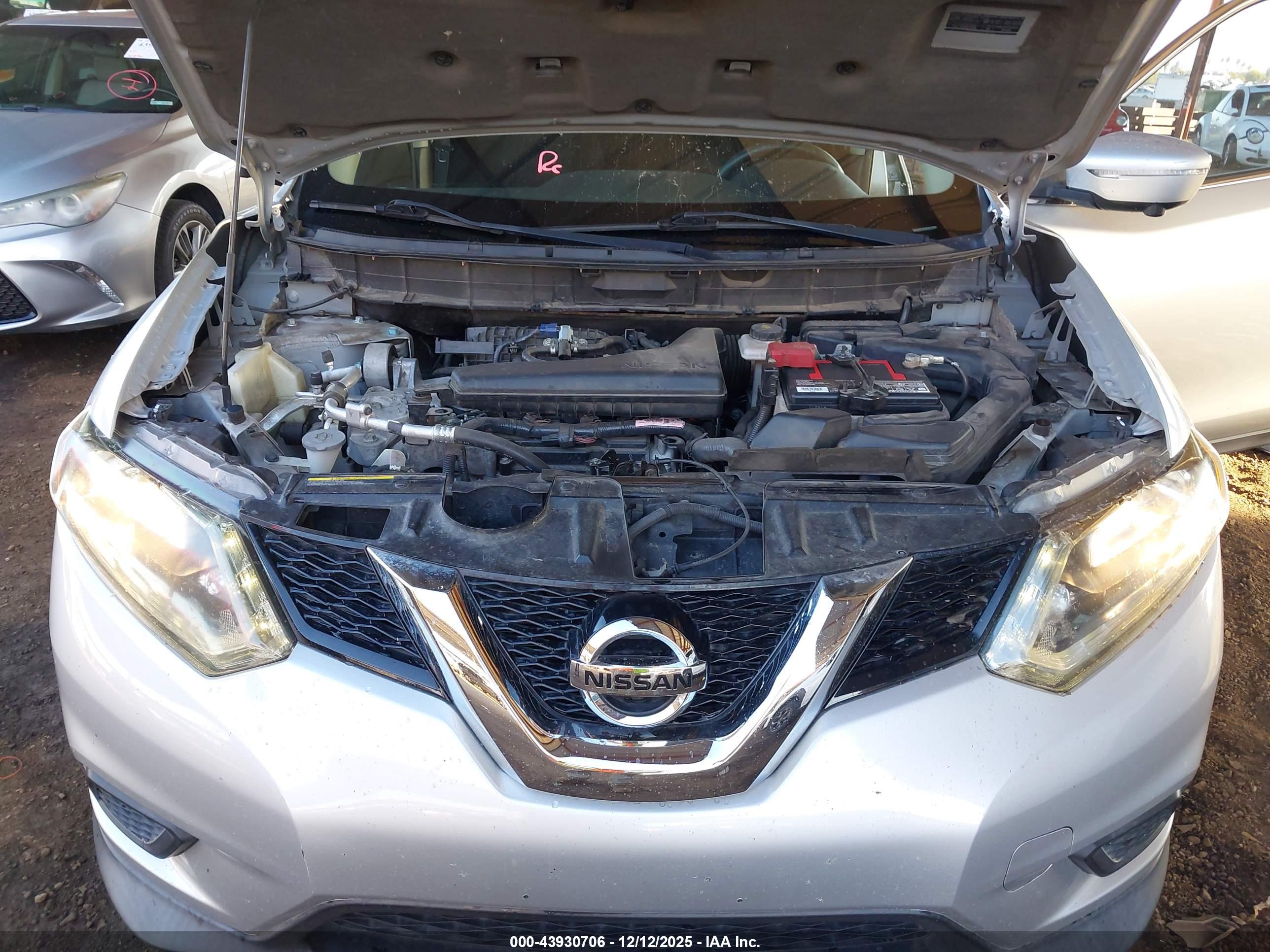 NISSAN ROGUE image 10