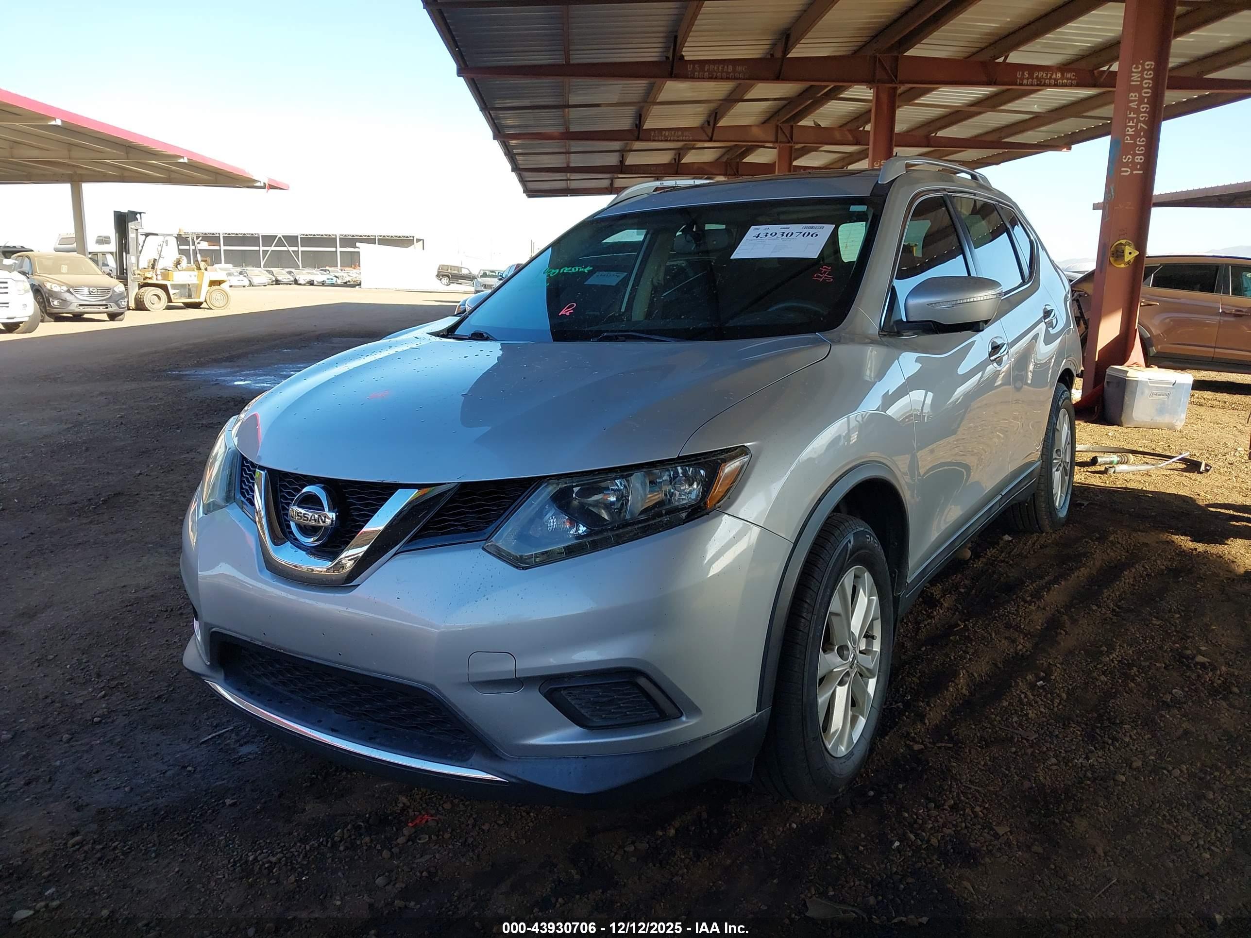 NISSAN ROGUE image 2