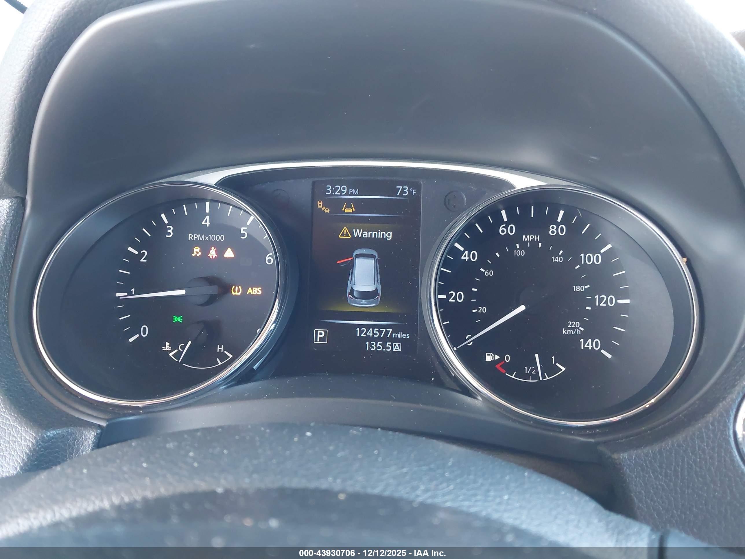 NISSAN ROGUE image 7