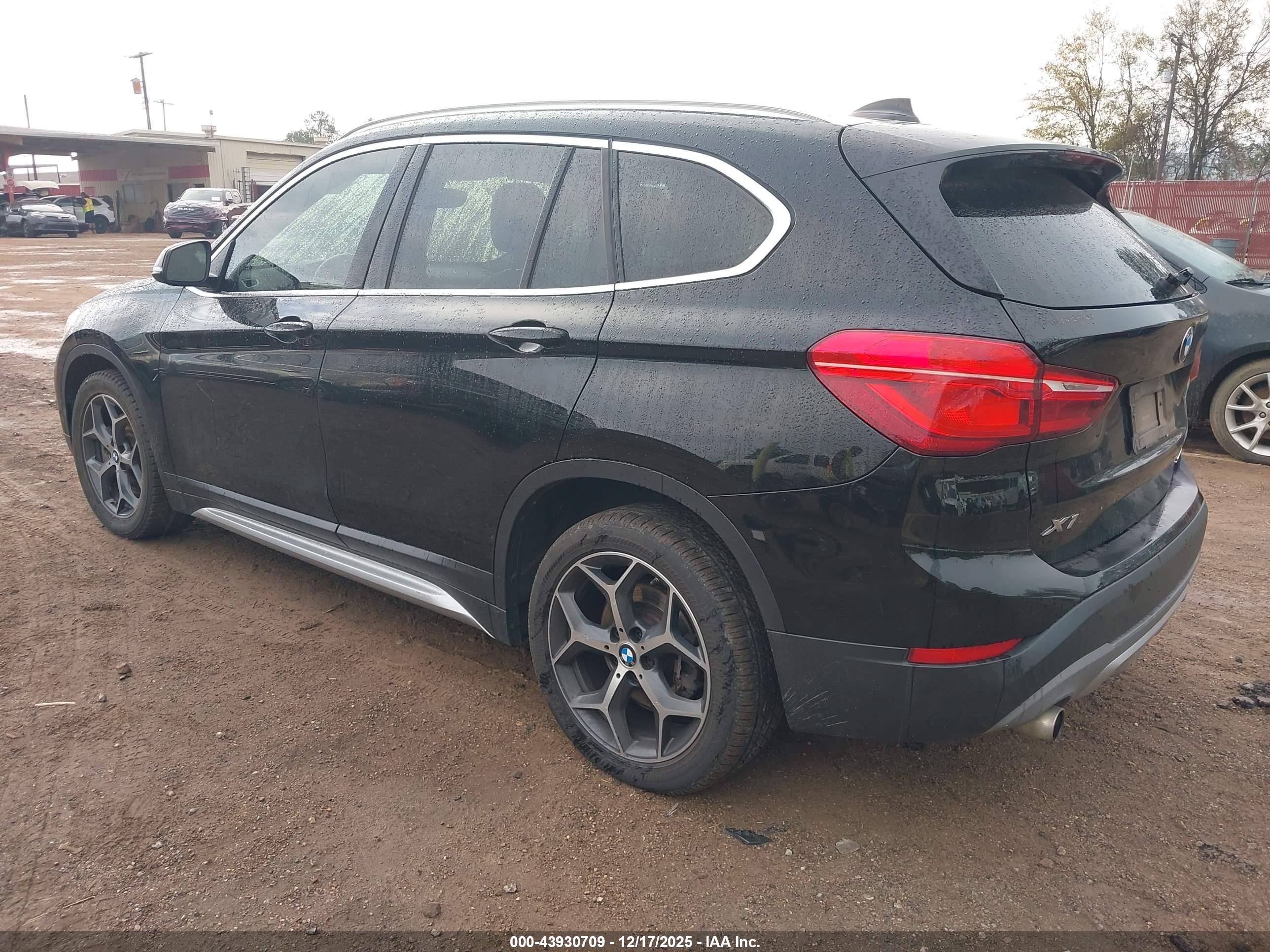 BMW X1 image 3