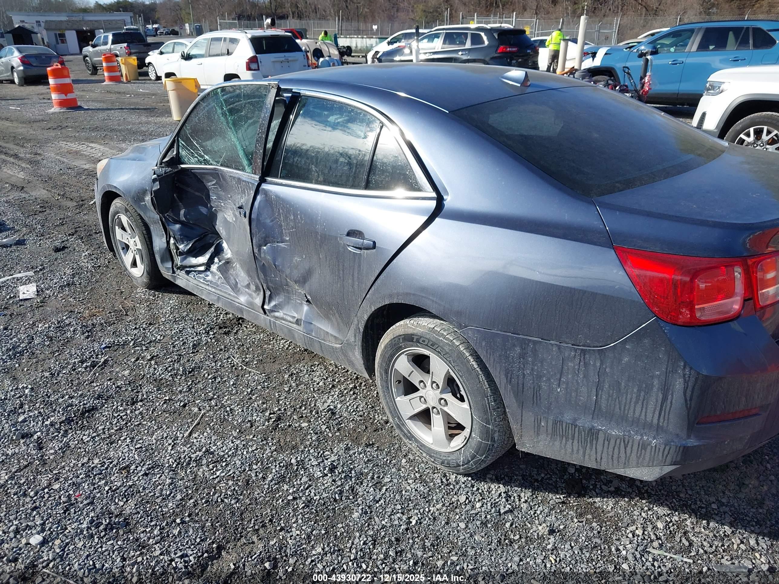 CHEVROLET MALIBU image 3