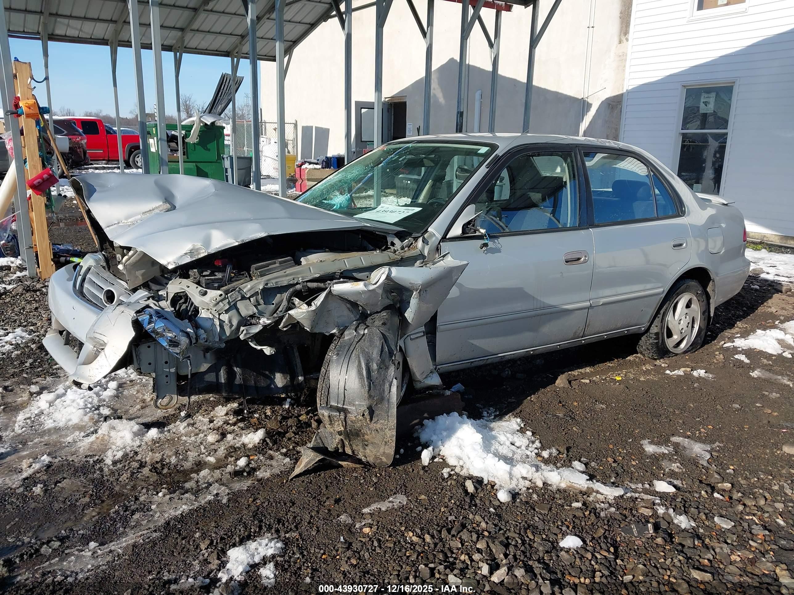 TOYOTA COROLLA image 2