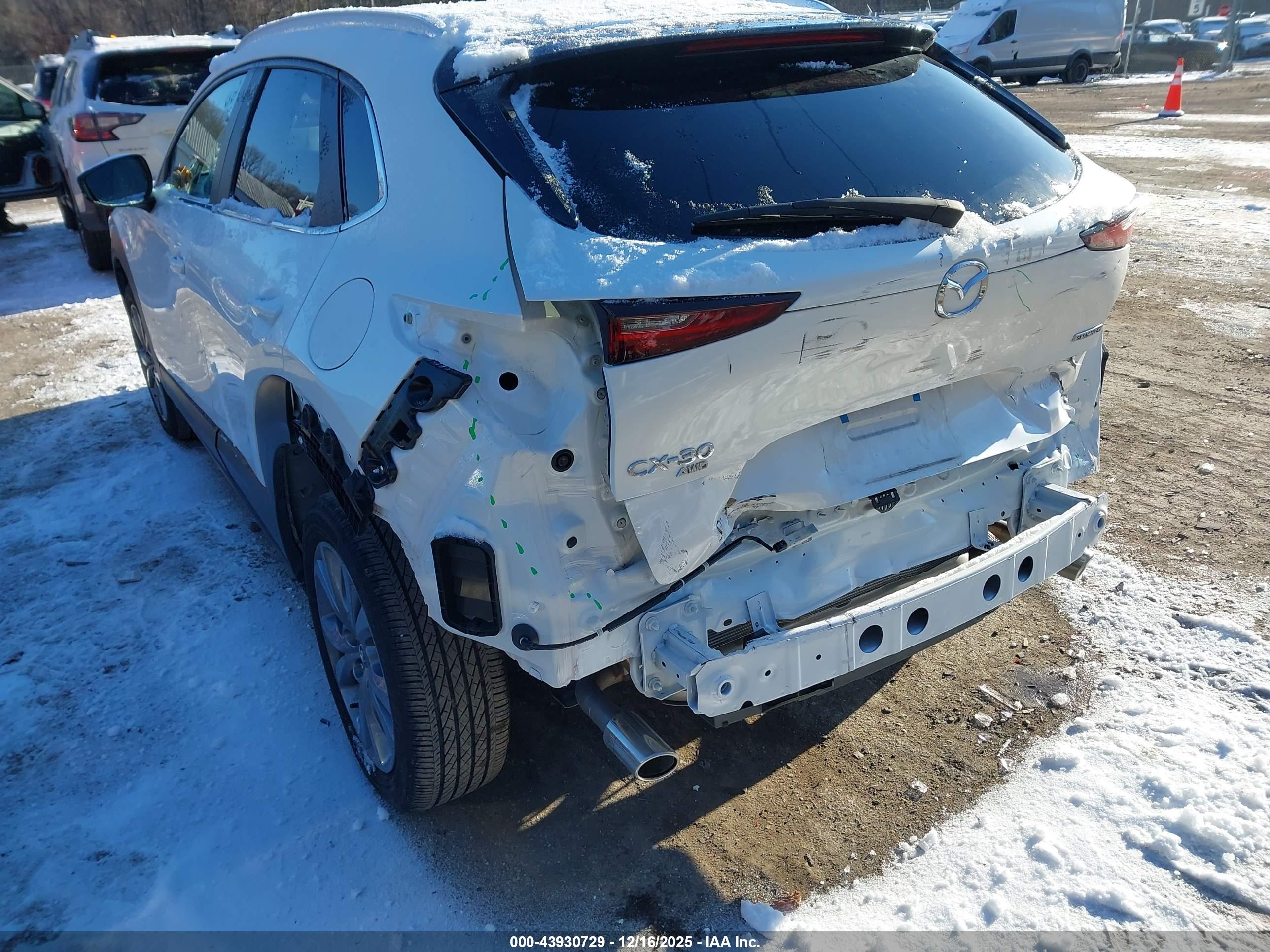 MAZDA CX-30 image 6